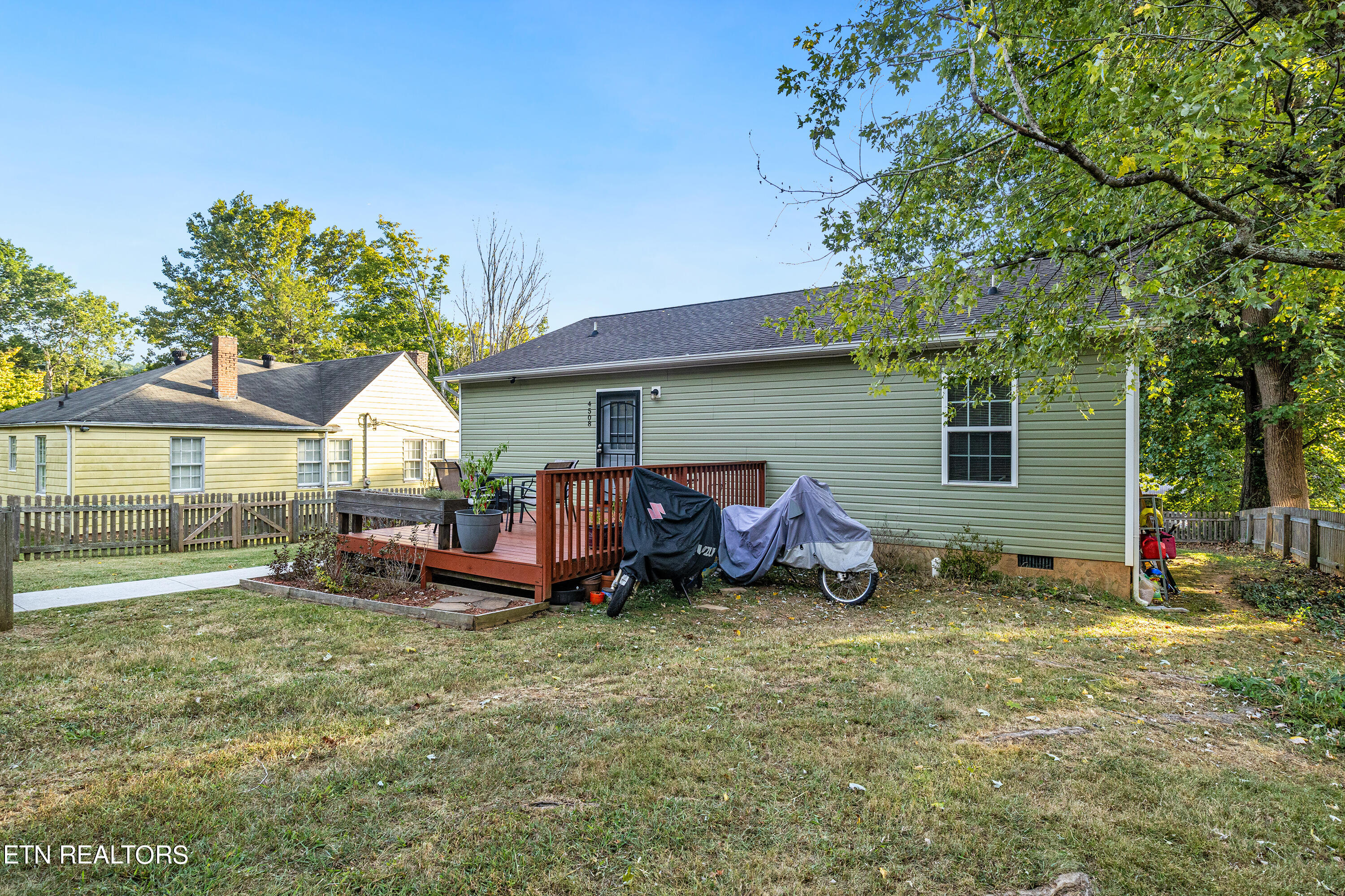 4508 W Martin Mill Pike