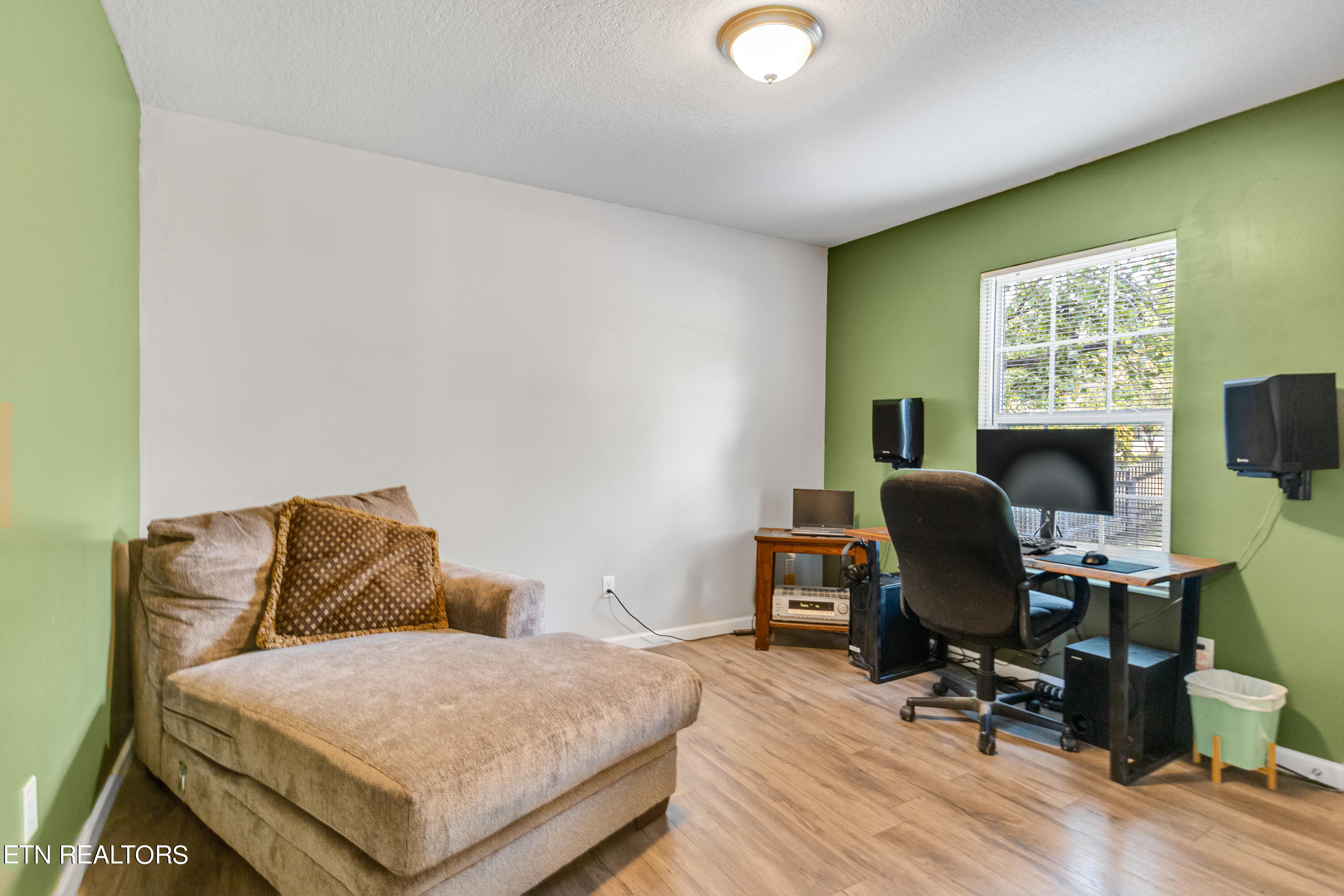 4508 W Martin Mill Pike