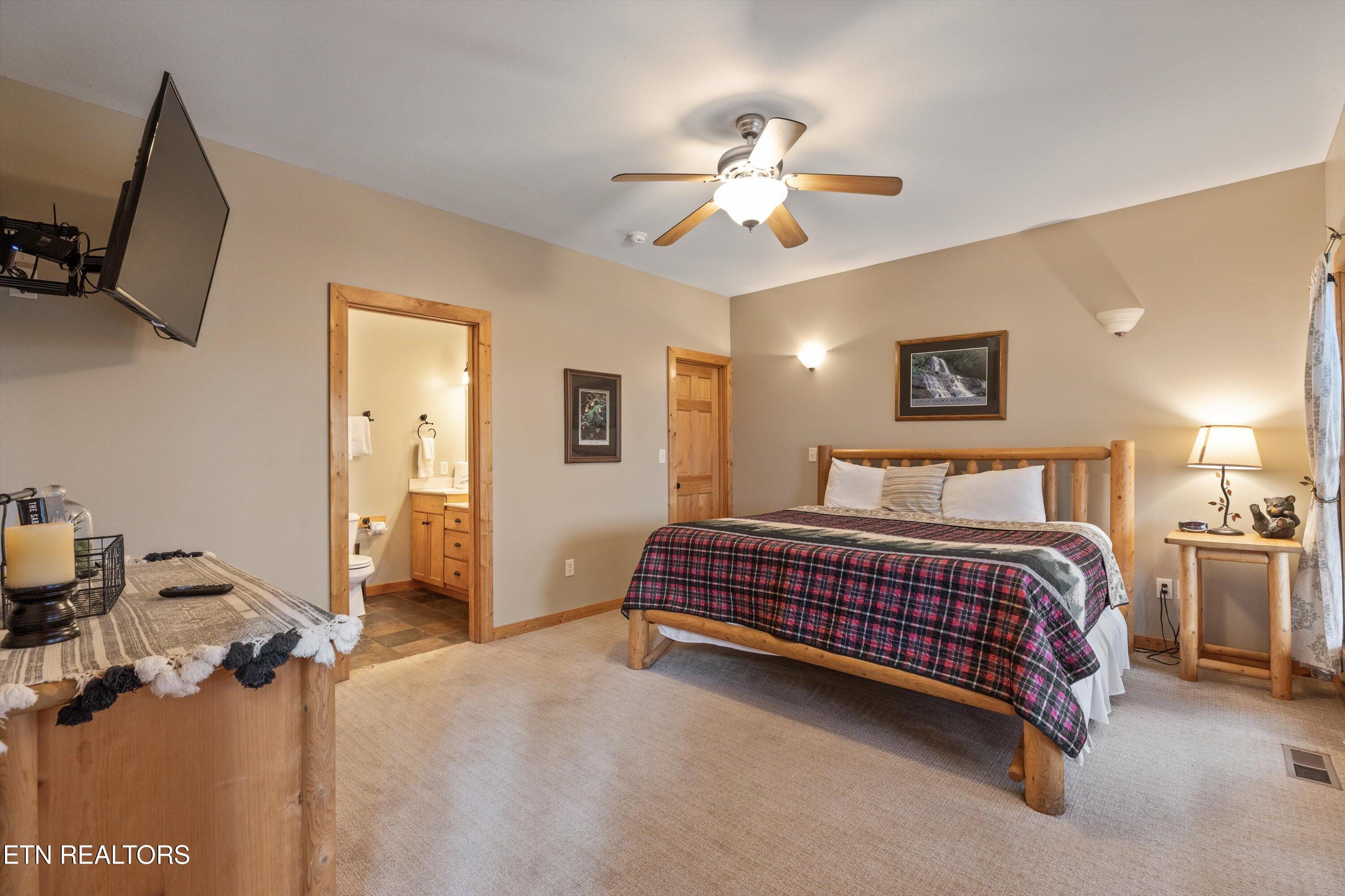 3512 Katie Way