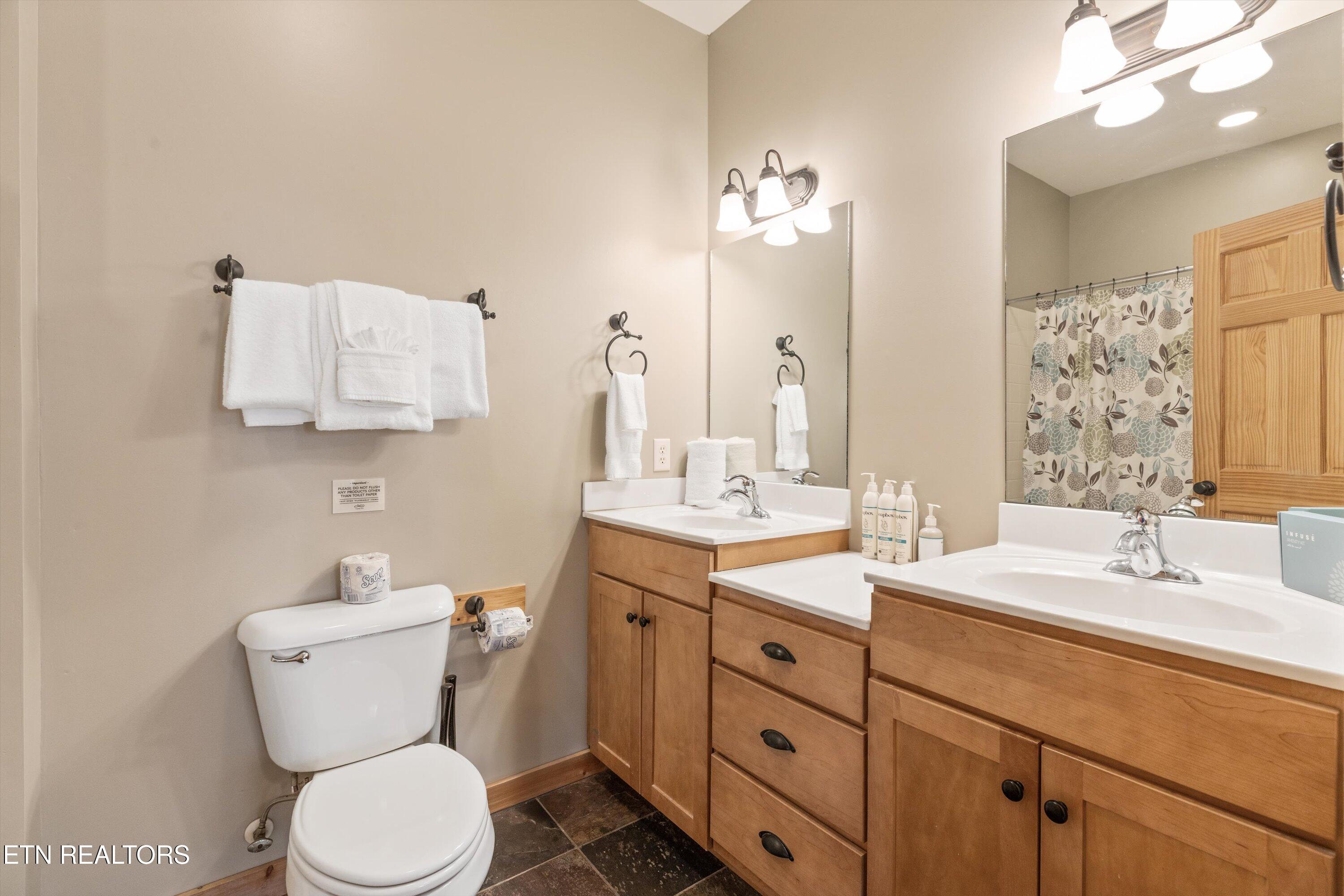 3512 Katie Way