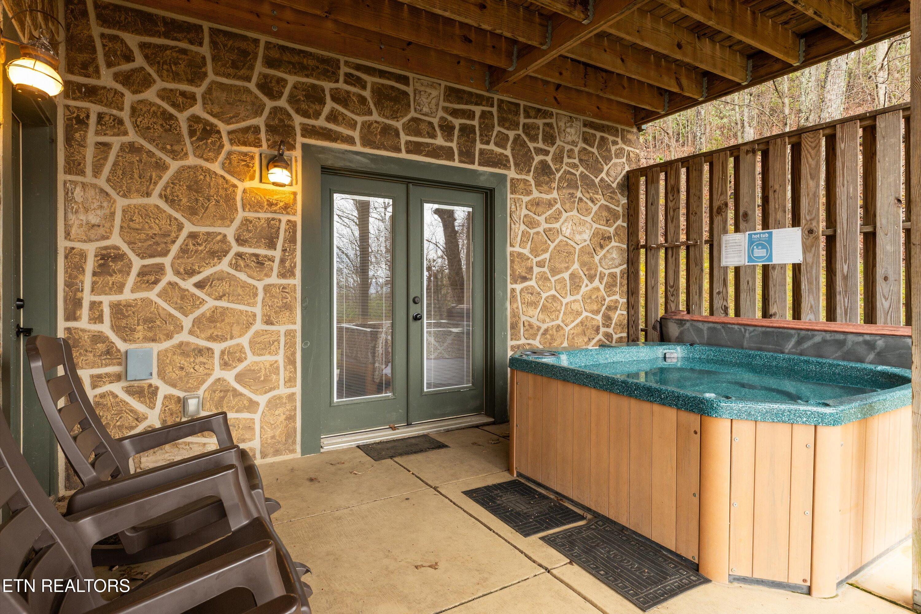 3512 Katie Way