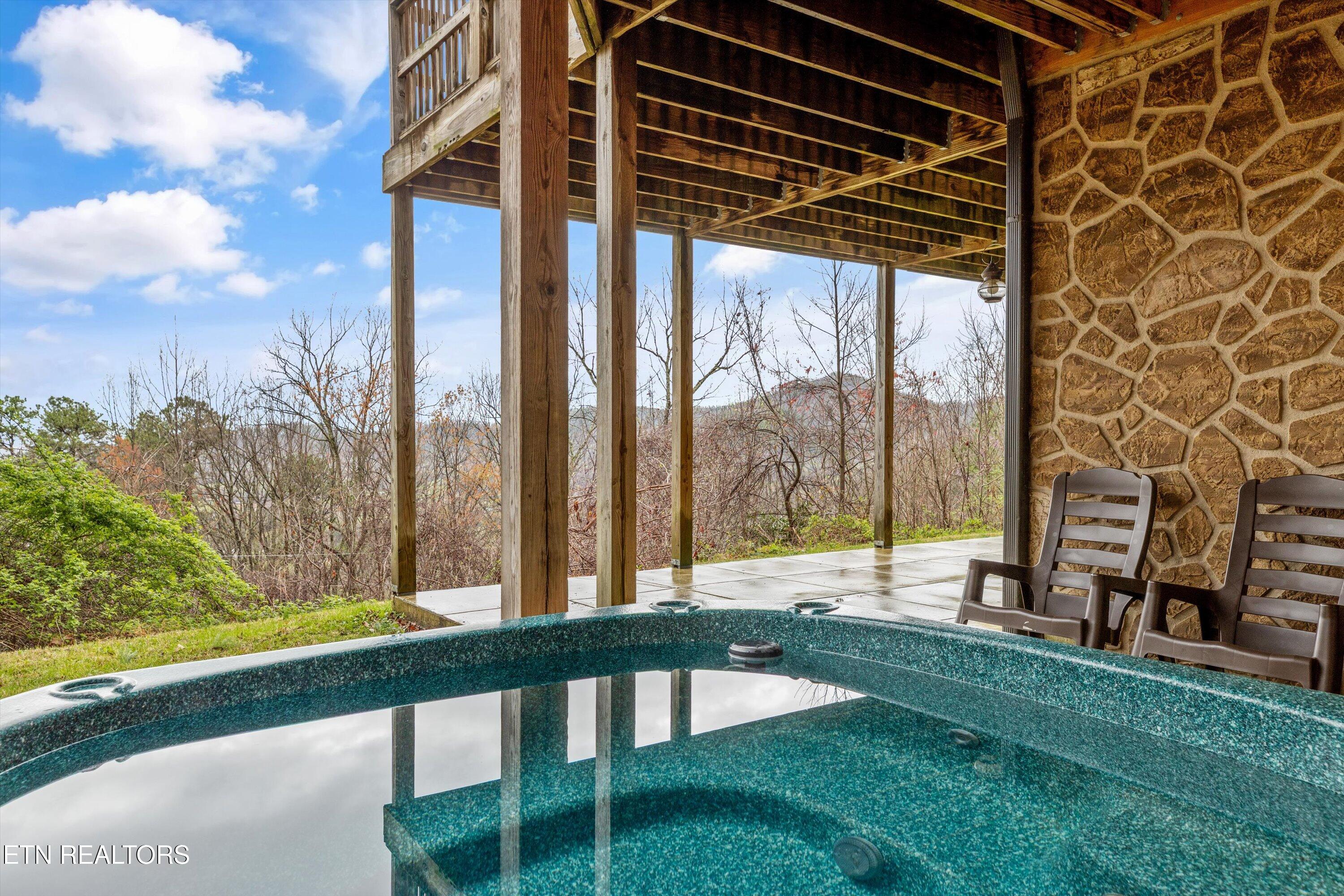 3512 Katie Way