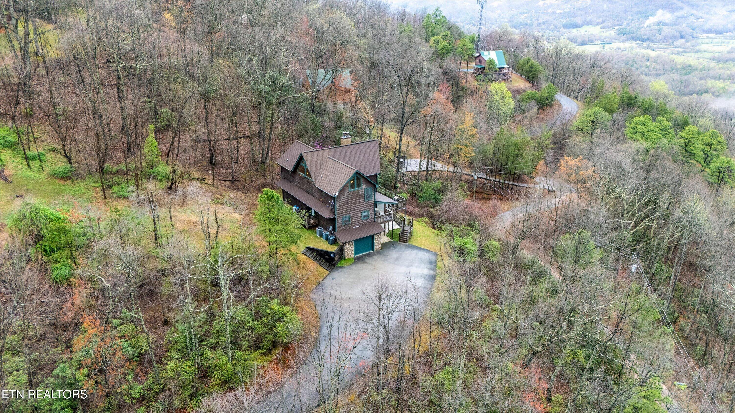 3512 Katie Way
