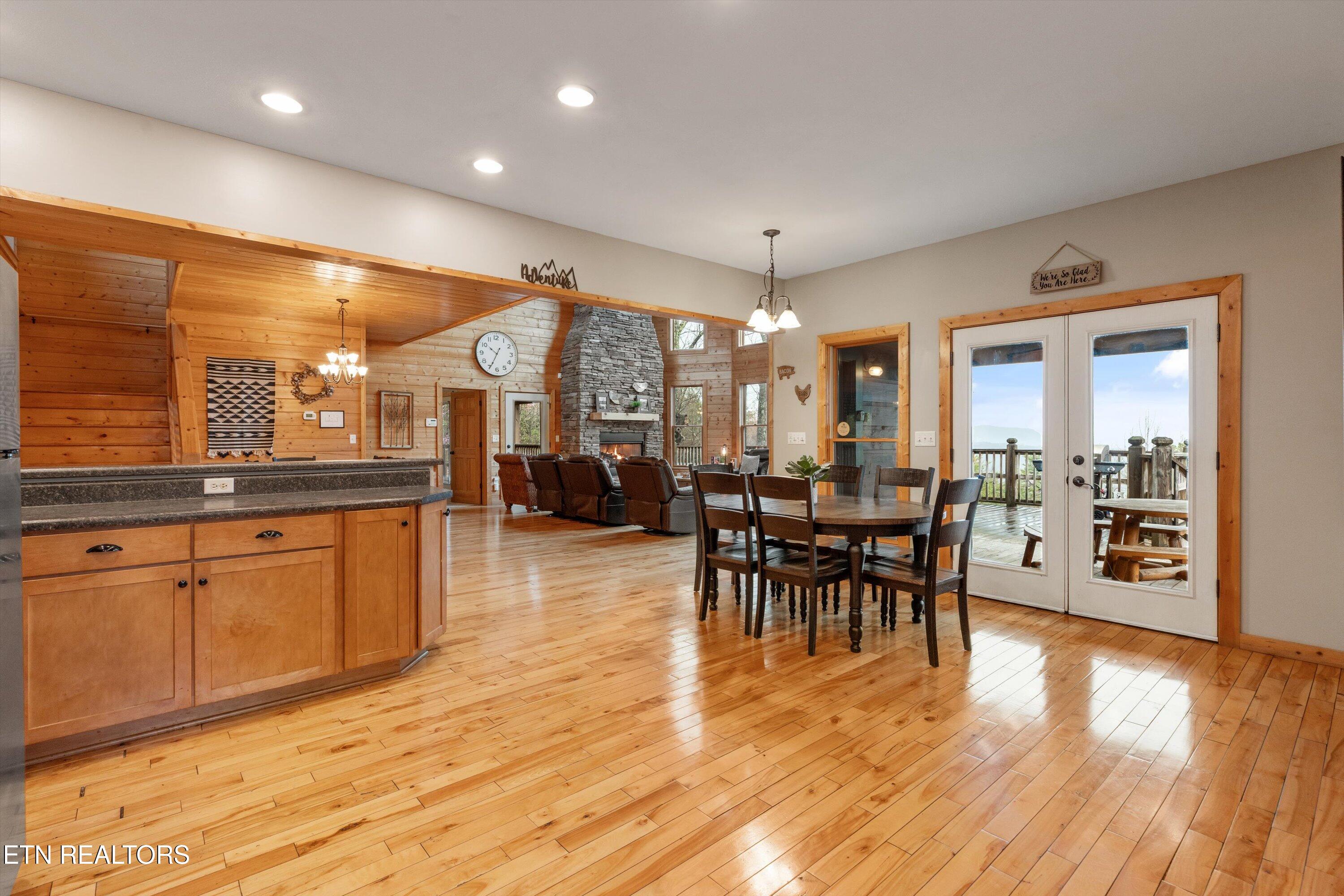 3512 Katie Way