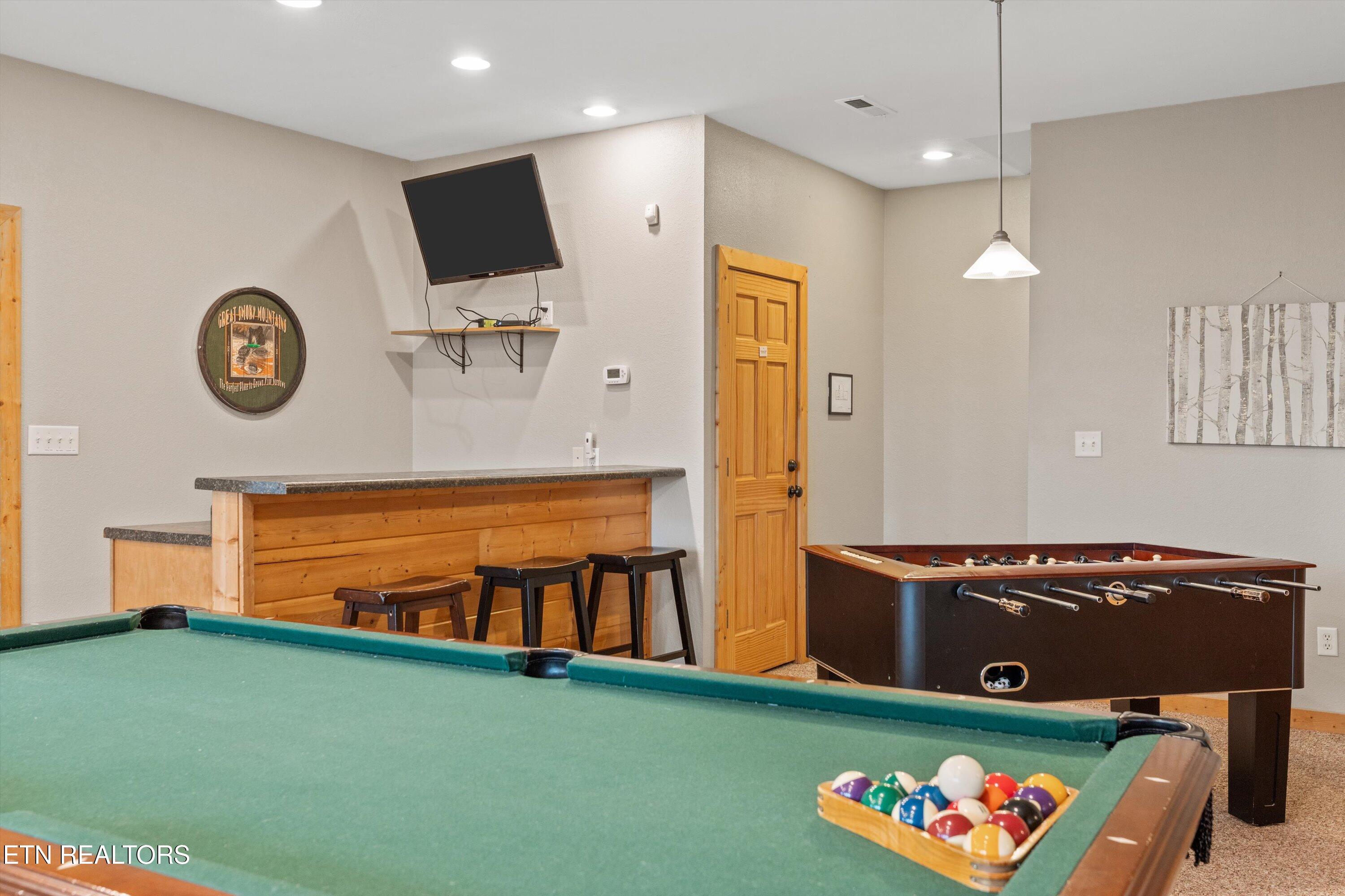 3512 Katie Way