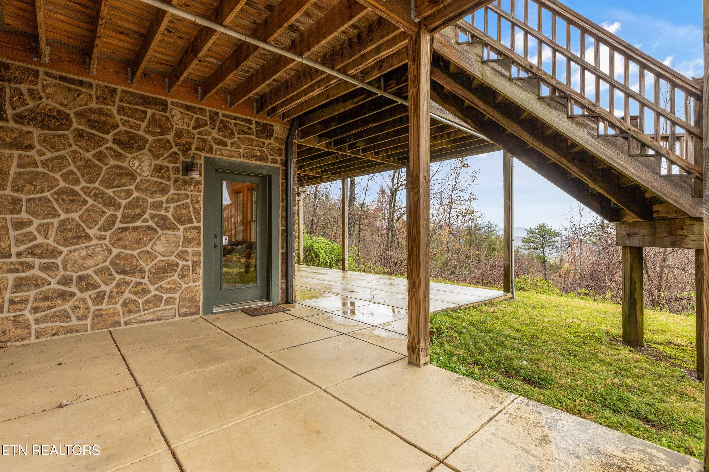 3512 Katie Way