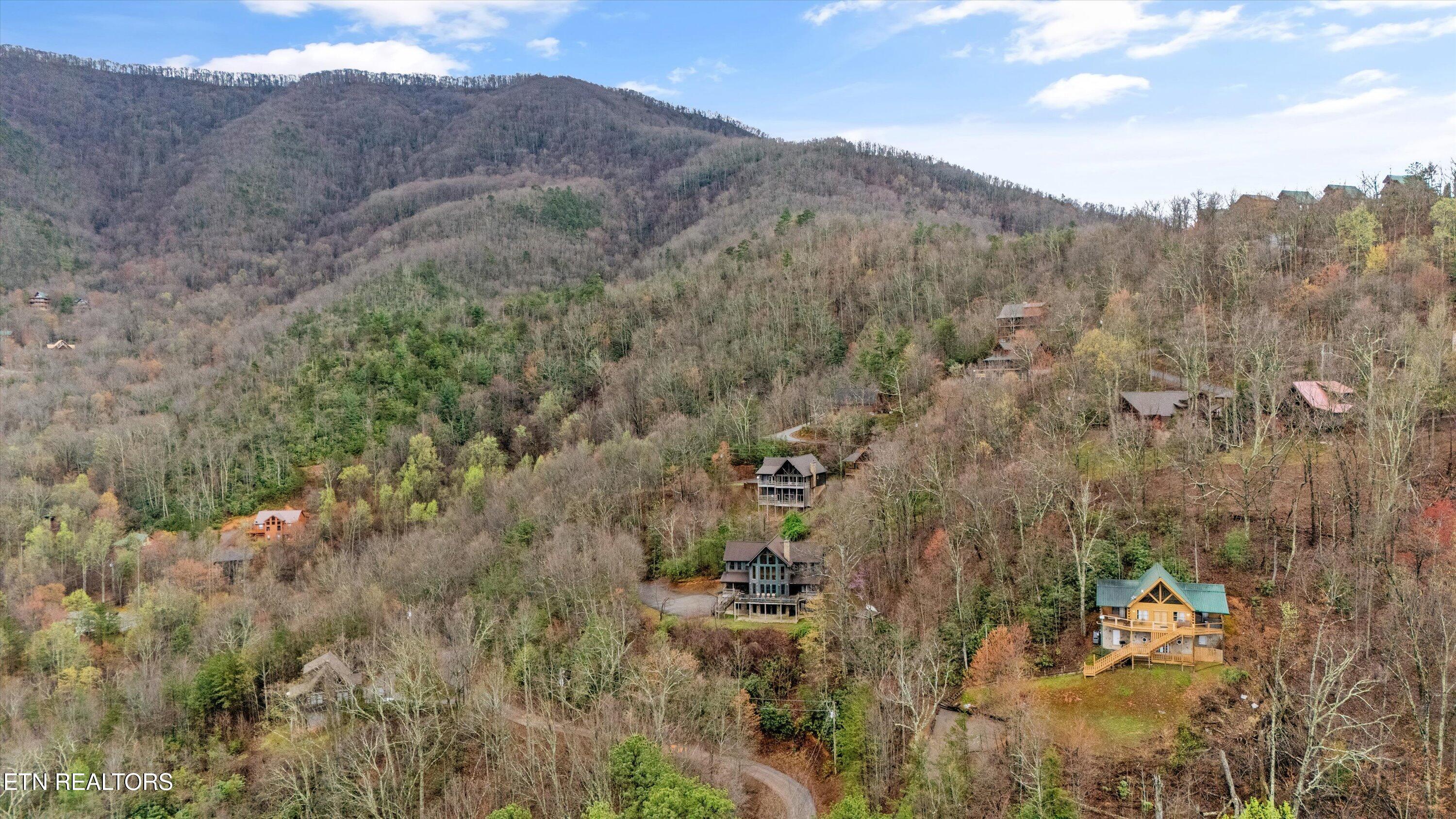 3512 Katie Way