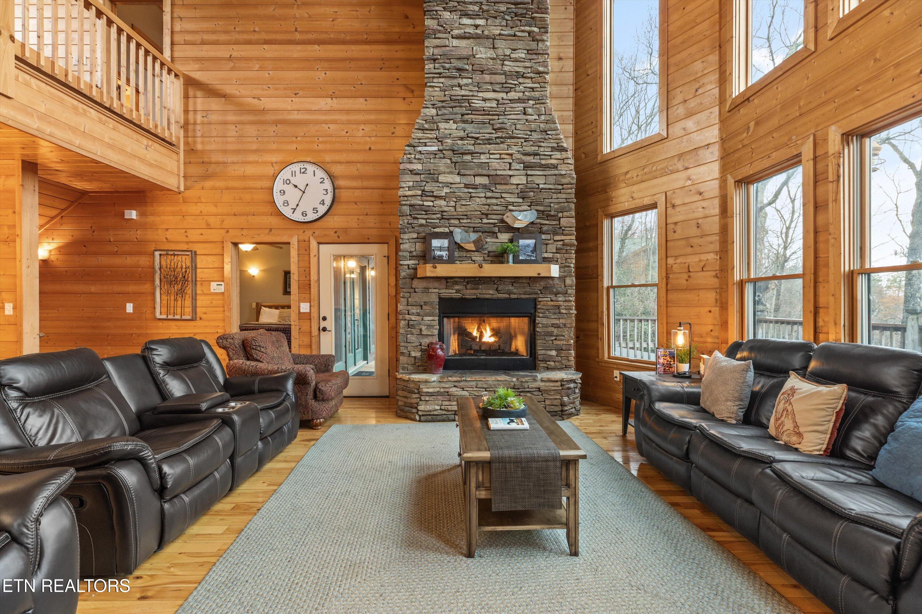3512 Katie Way