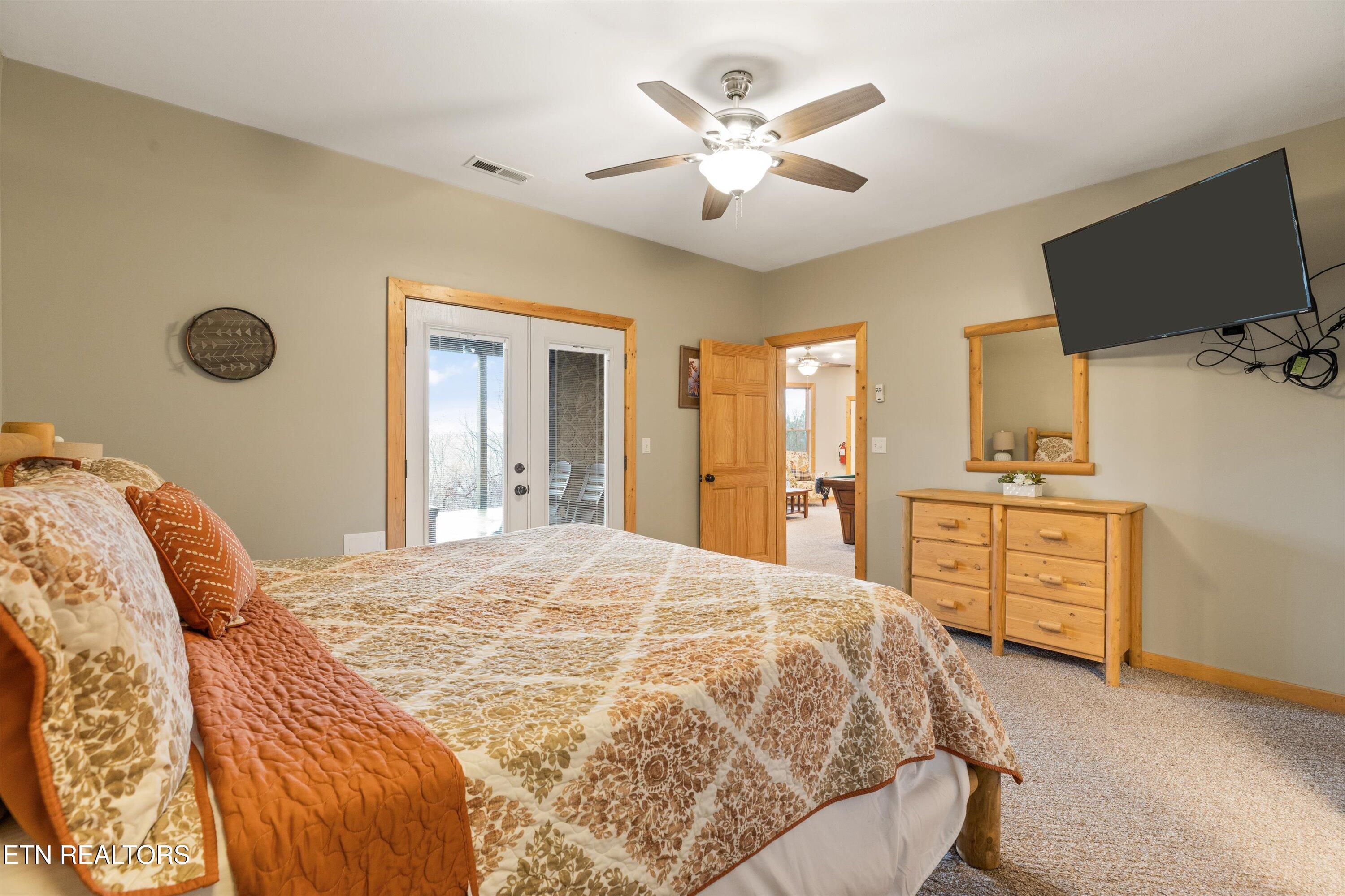 3512 Katie Way