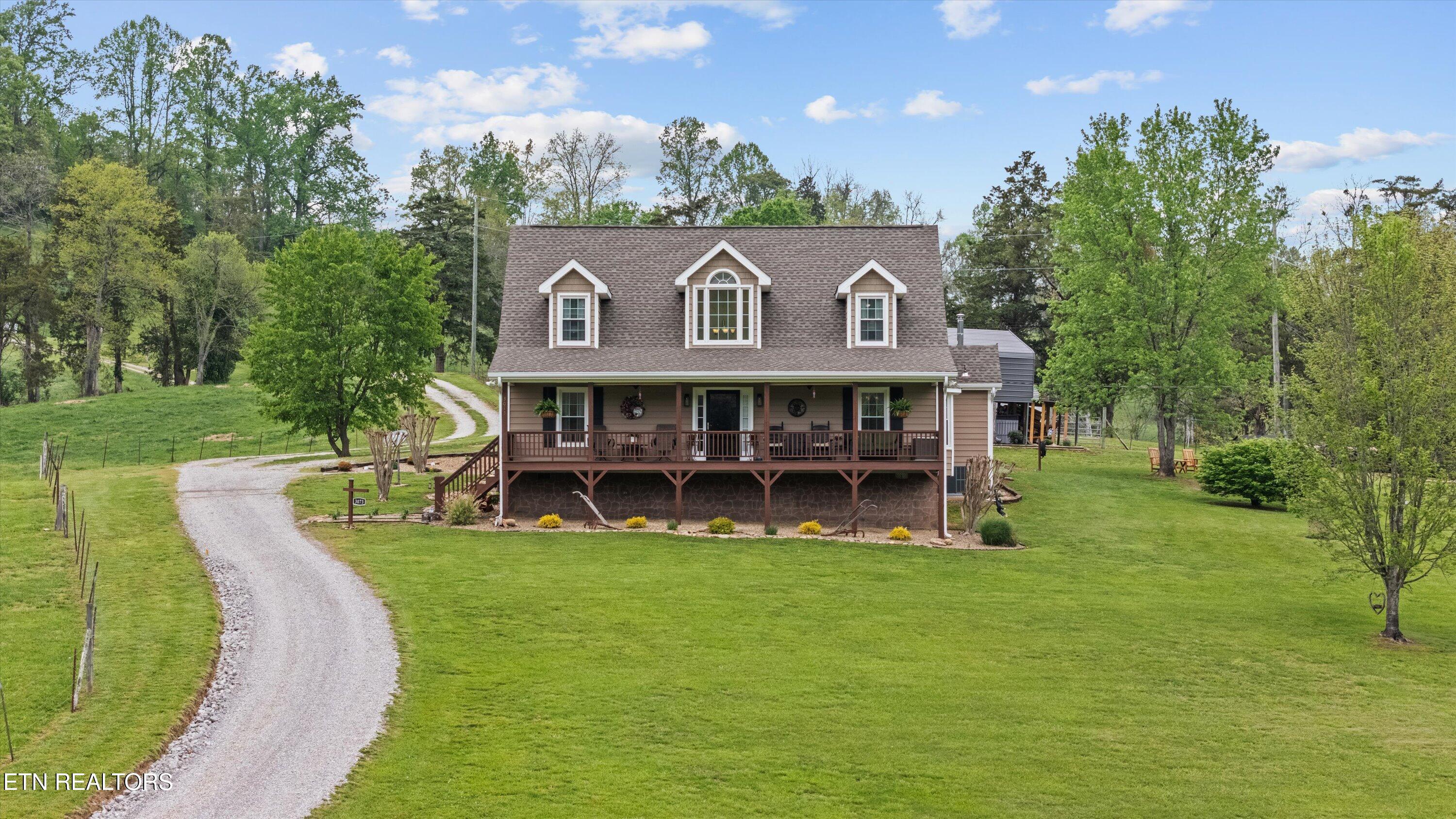 3073 Dutch Valley Rd