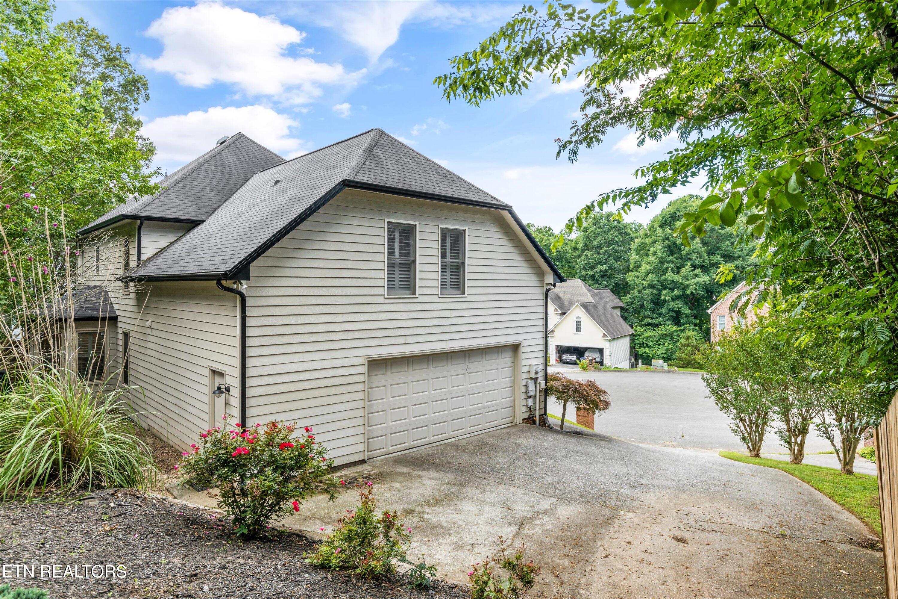 1244 Hearthstone Lane