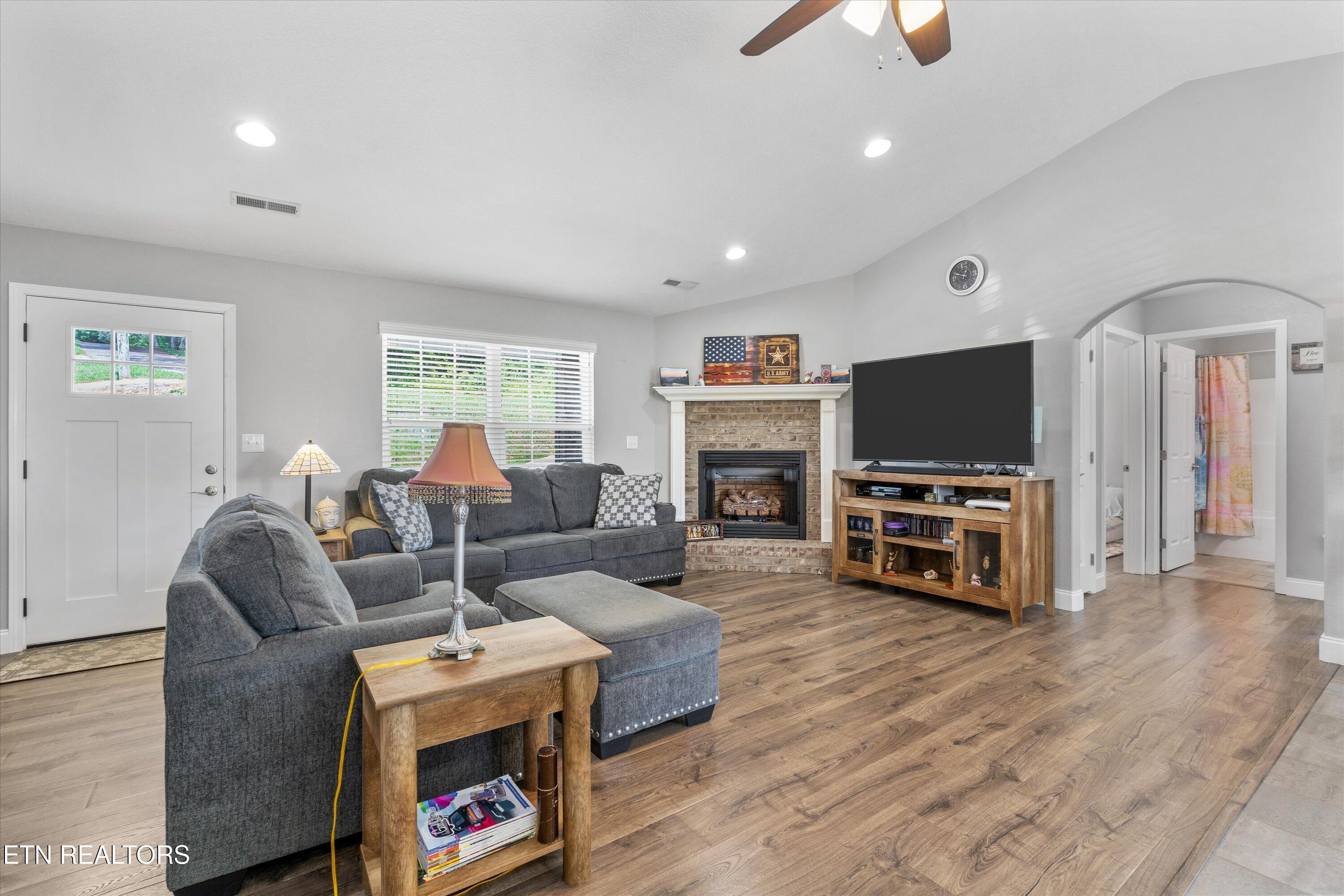 1912 Smokey High Lane