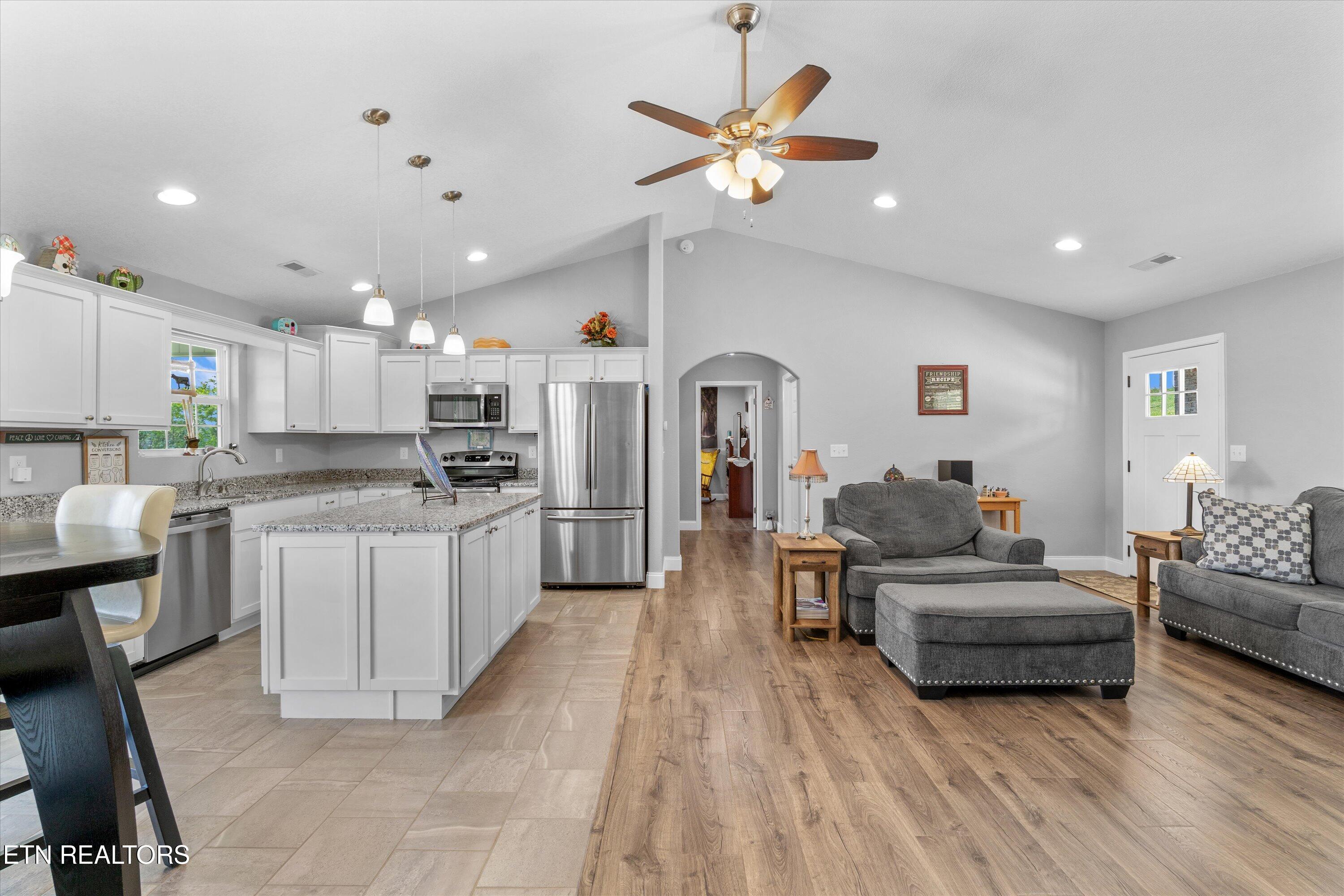 1912 Smokey High Lane