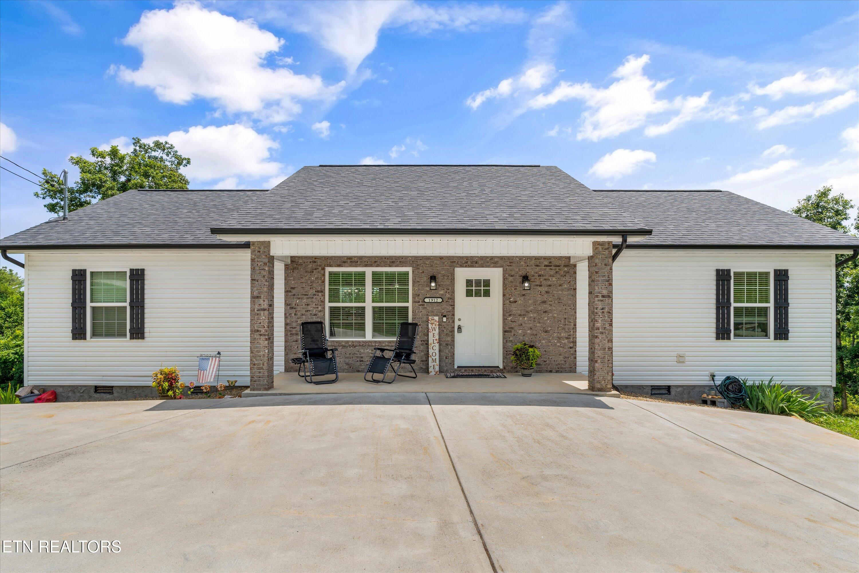 1912 Smokey High Lane