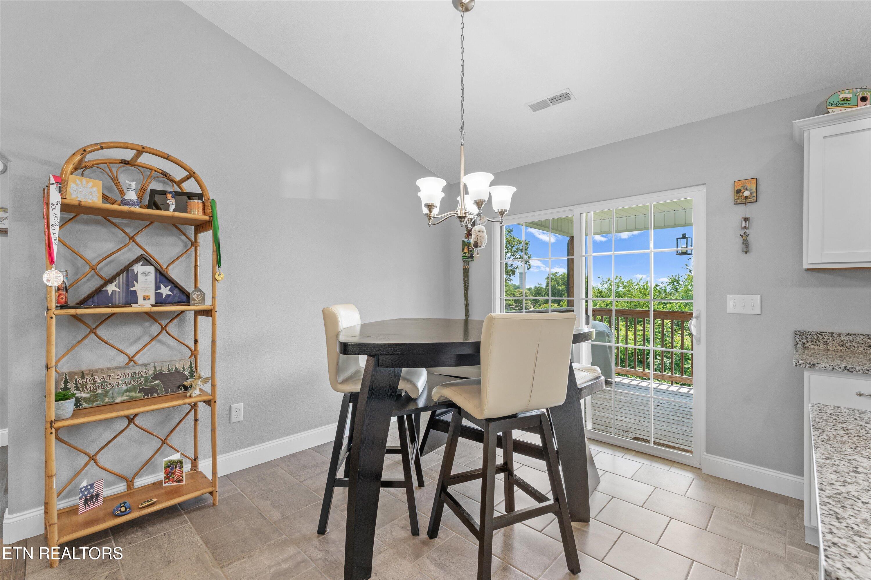 1912 Smokey High Lane