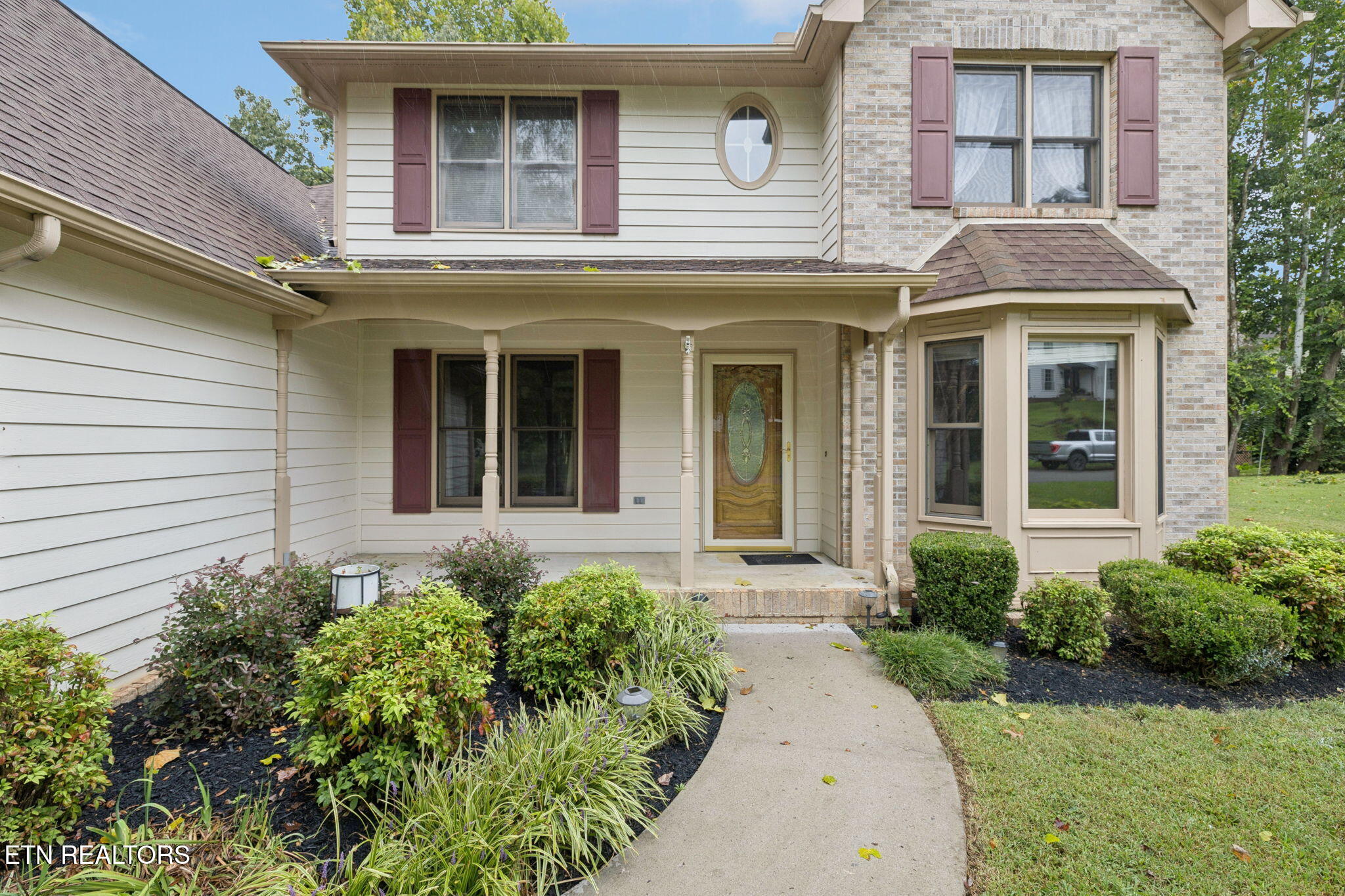 7404 Royal Springs Blvd