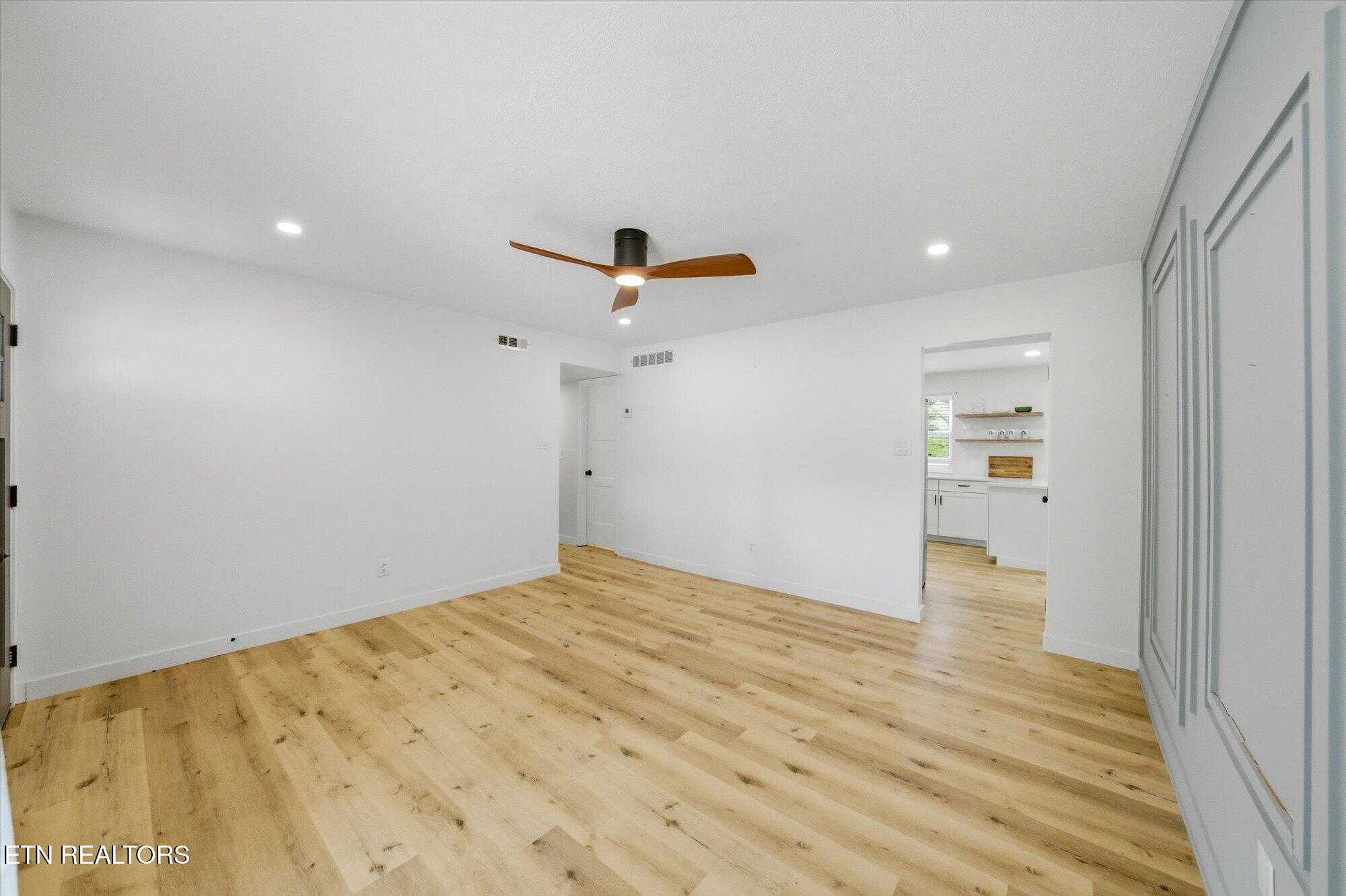 5613 Aloha Ave