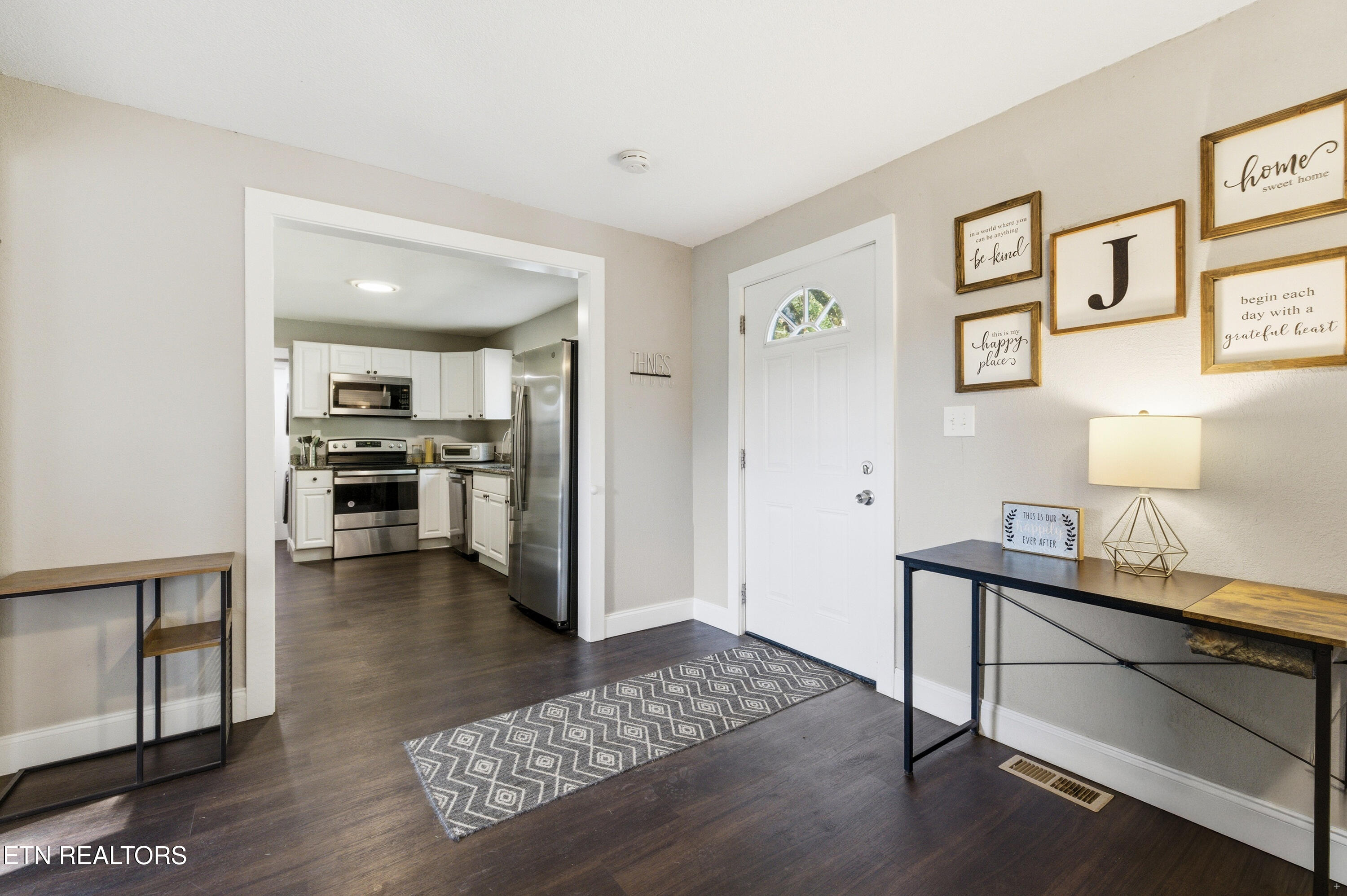 5312 Avis Lane