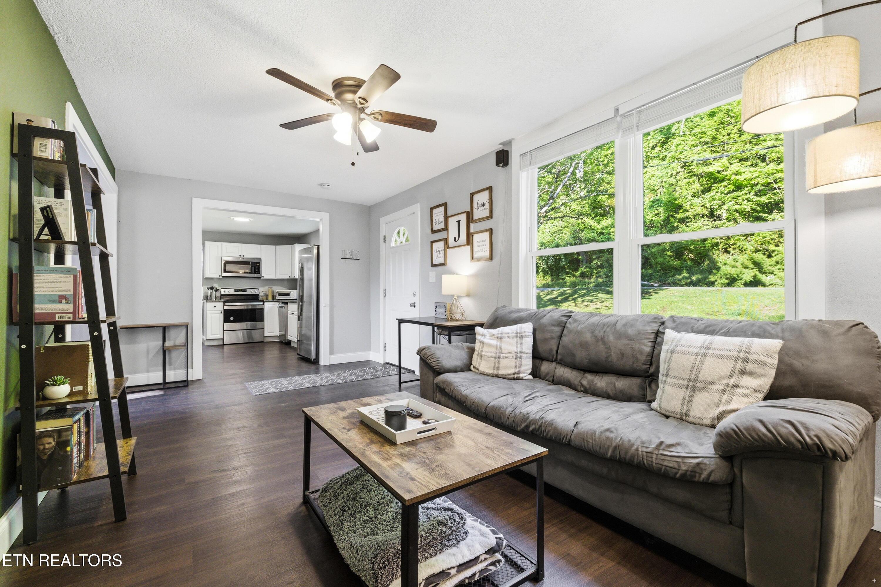 5312 Avis Lane