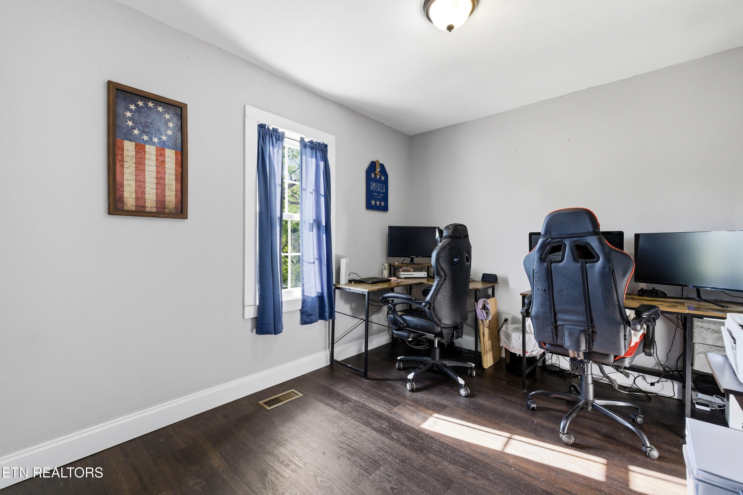 5312 Avis Lane