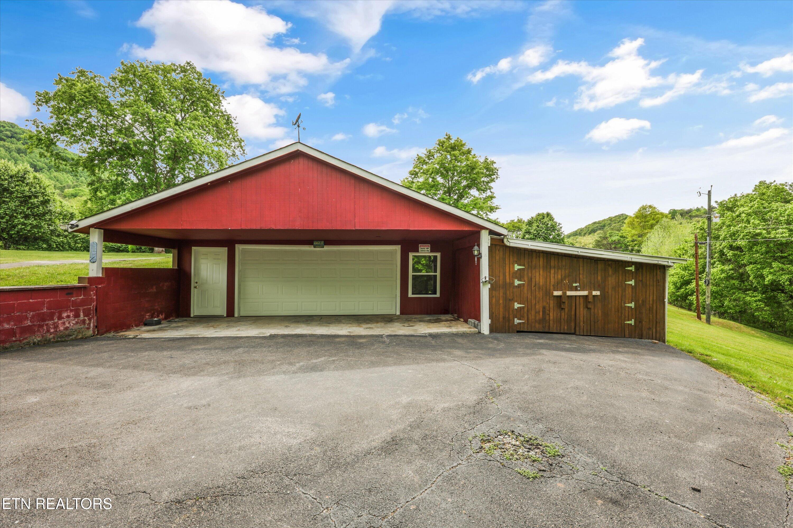 1500 Liberty Hill Drive