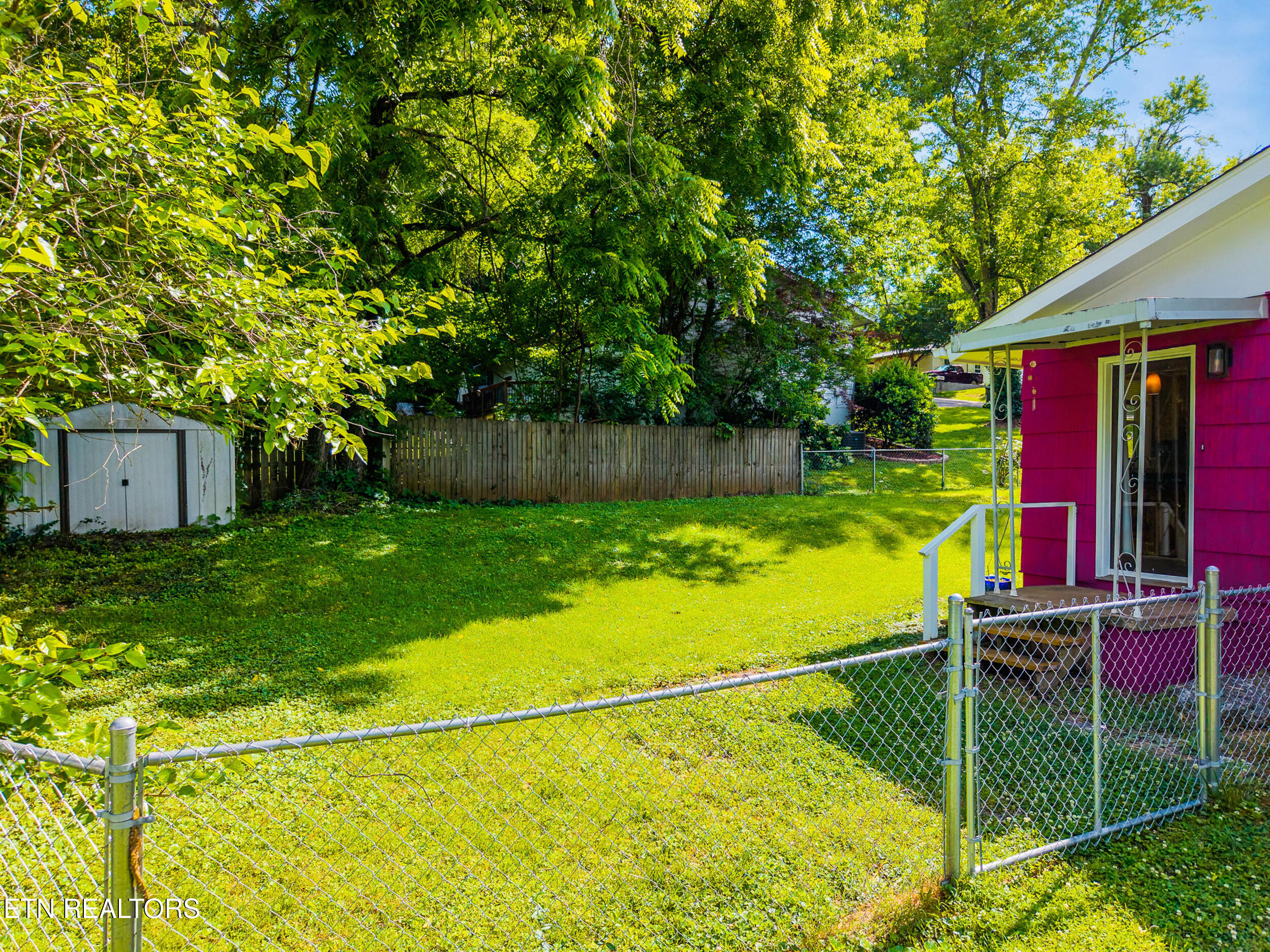 2200 Sylvania Ave