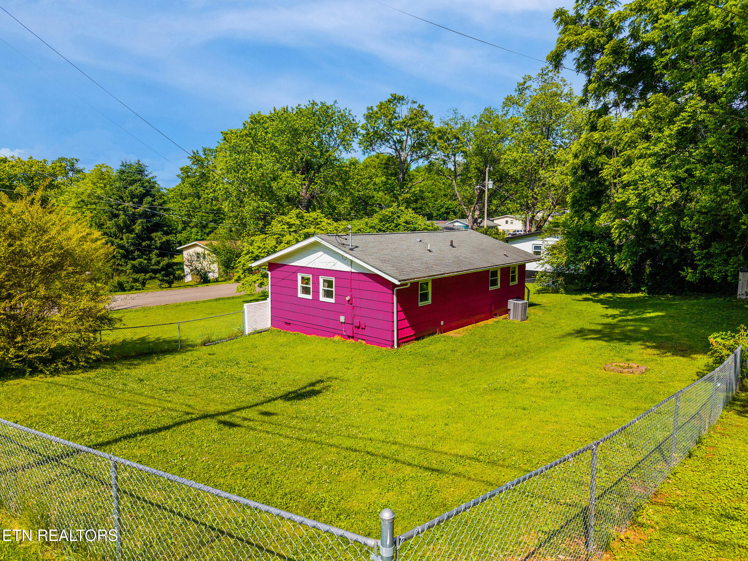 2200 Sylvania Ave