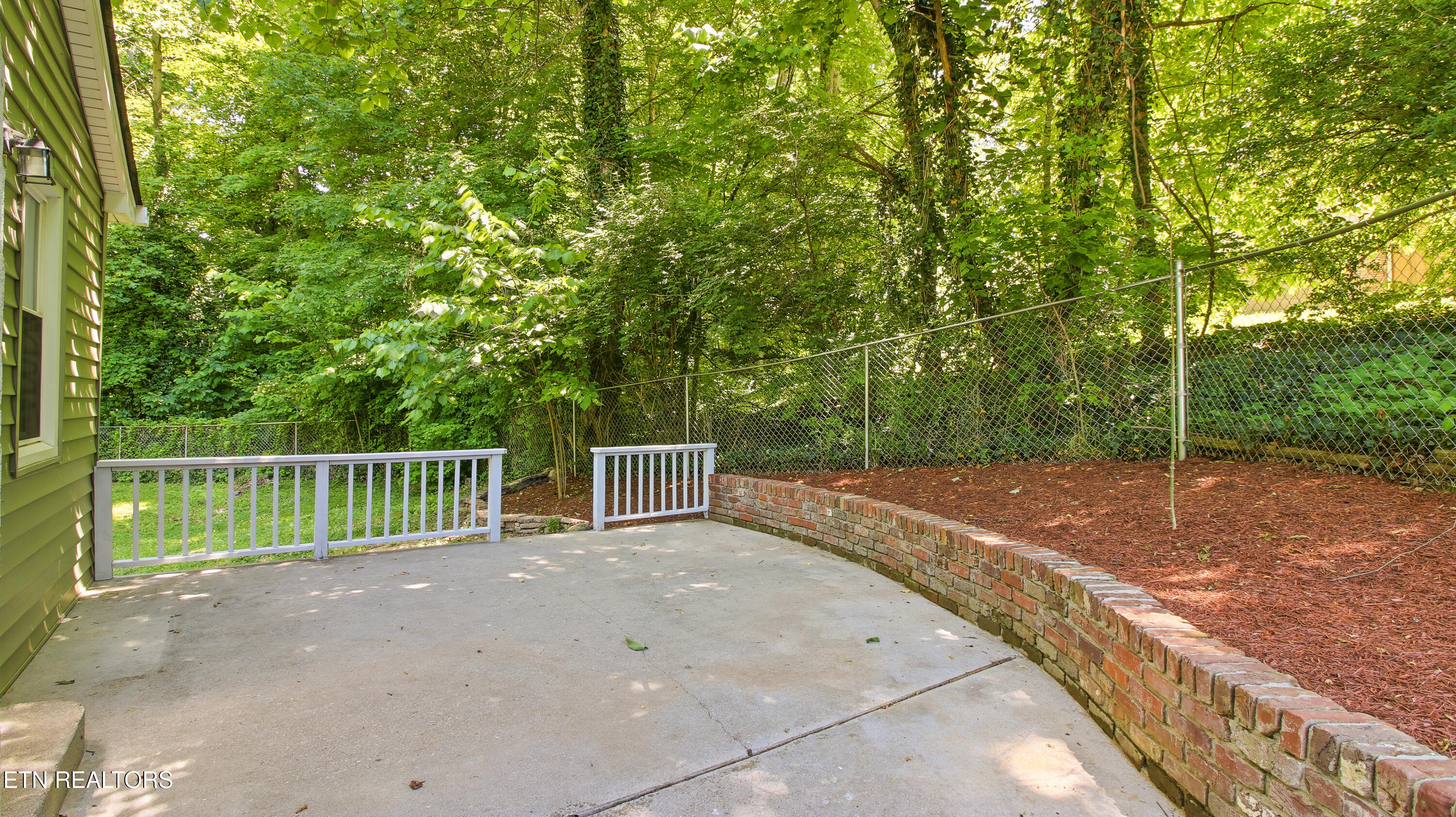 705 White Oak Drive