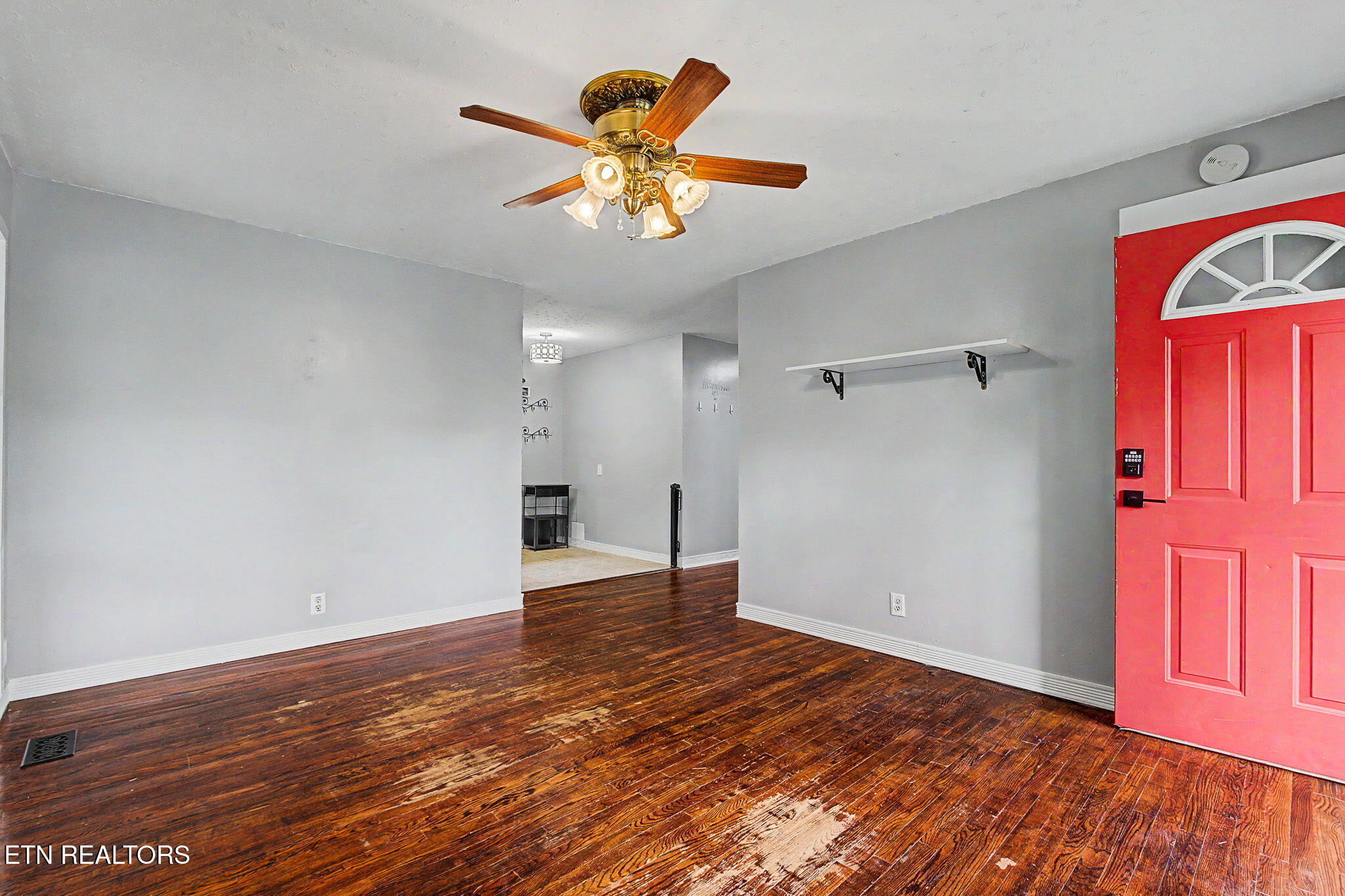 2208 Sylvania Ave