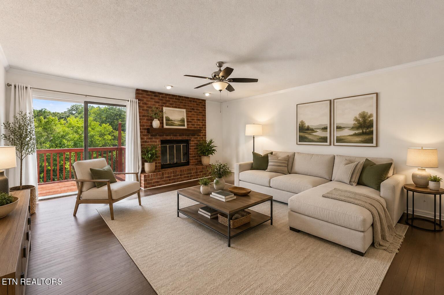 8430 Woodbend Tr