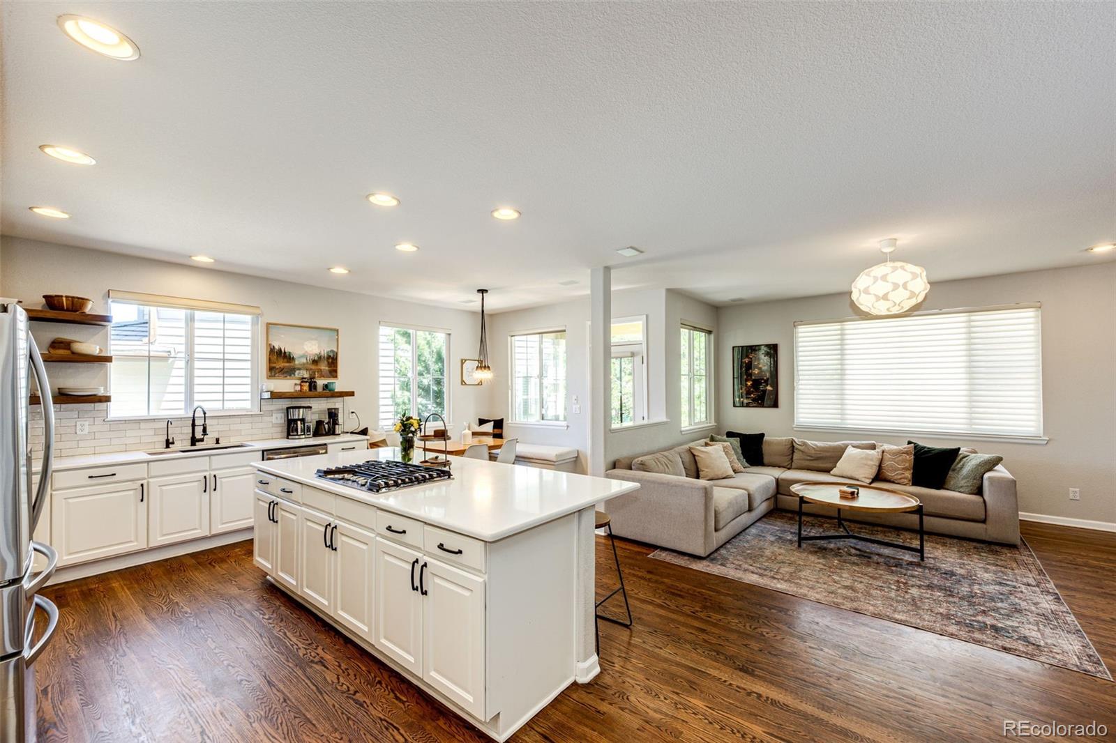 4970 Laurelglen Lane