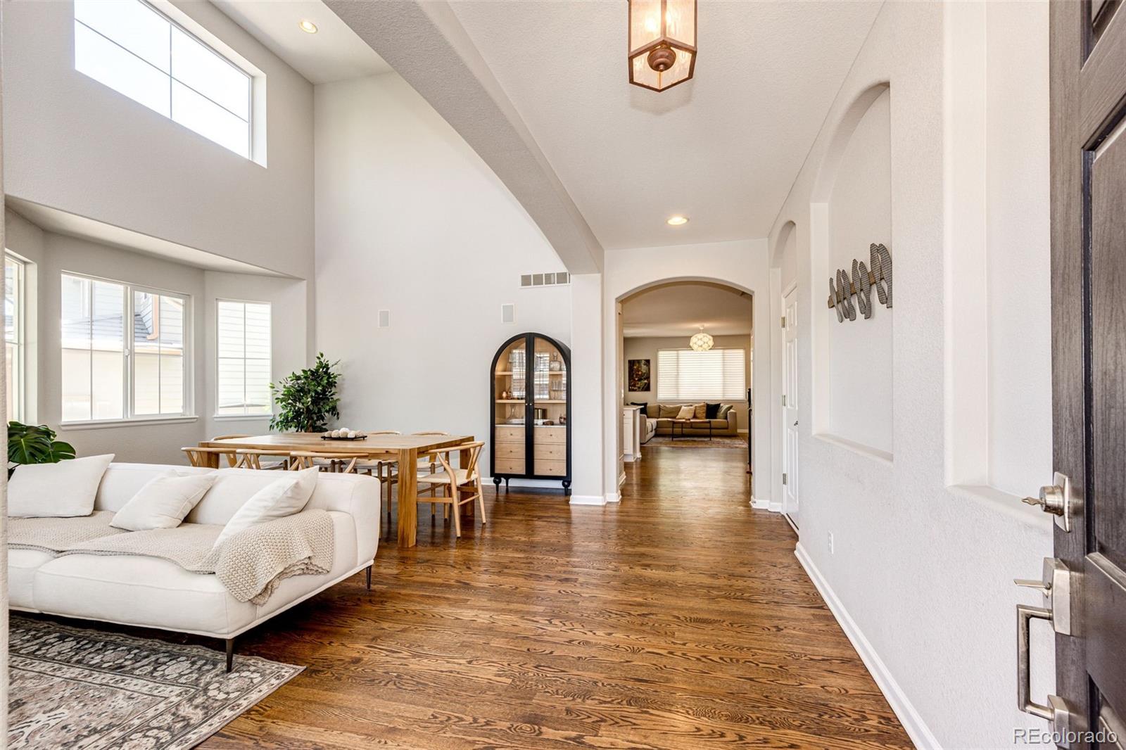 4970 Laurelglen Lane