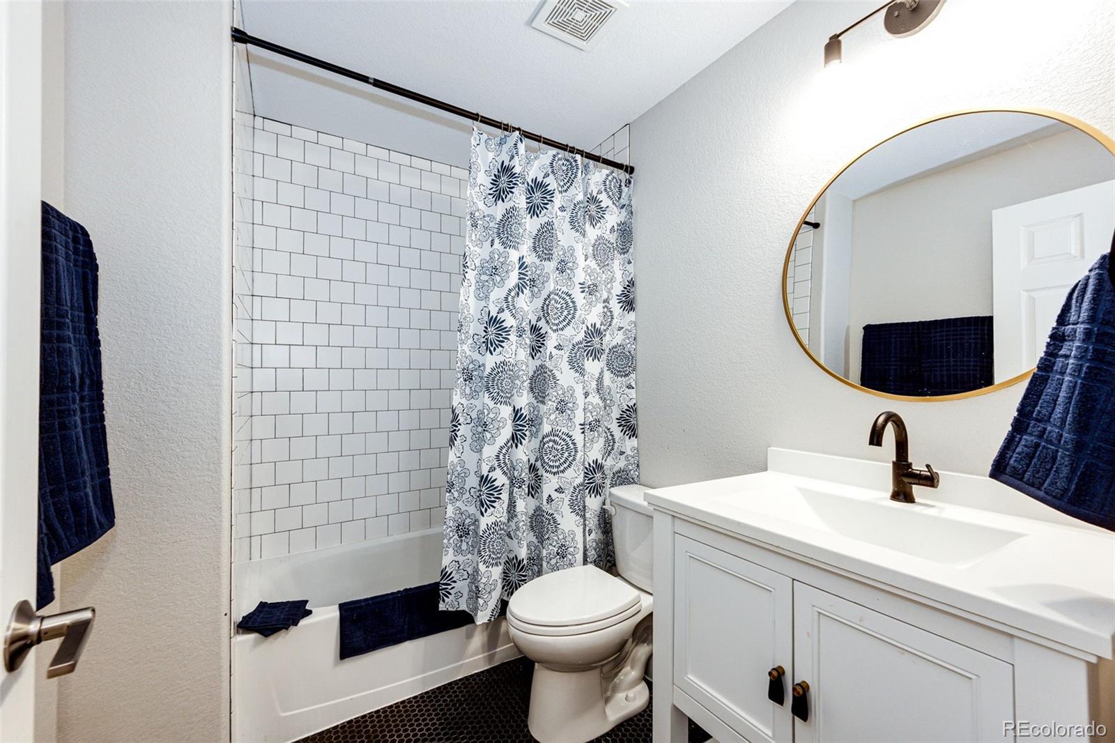 4970 Laurelglen Lane