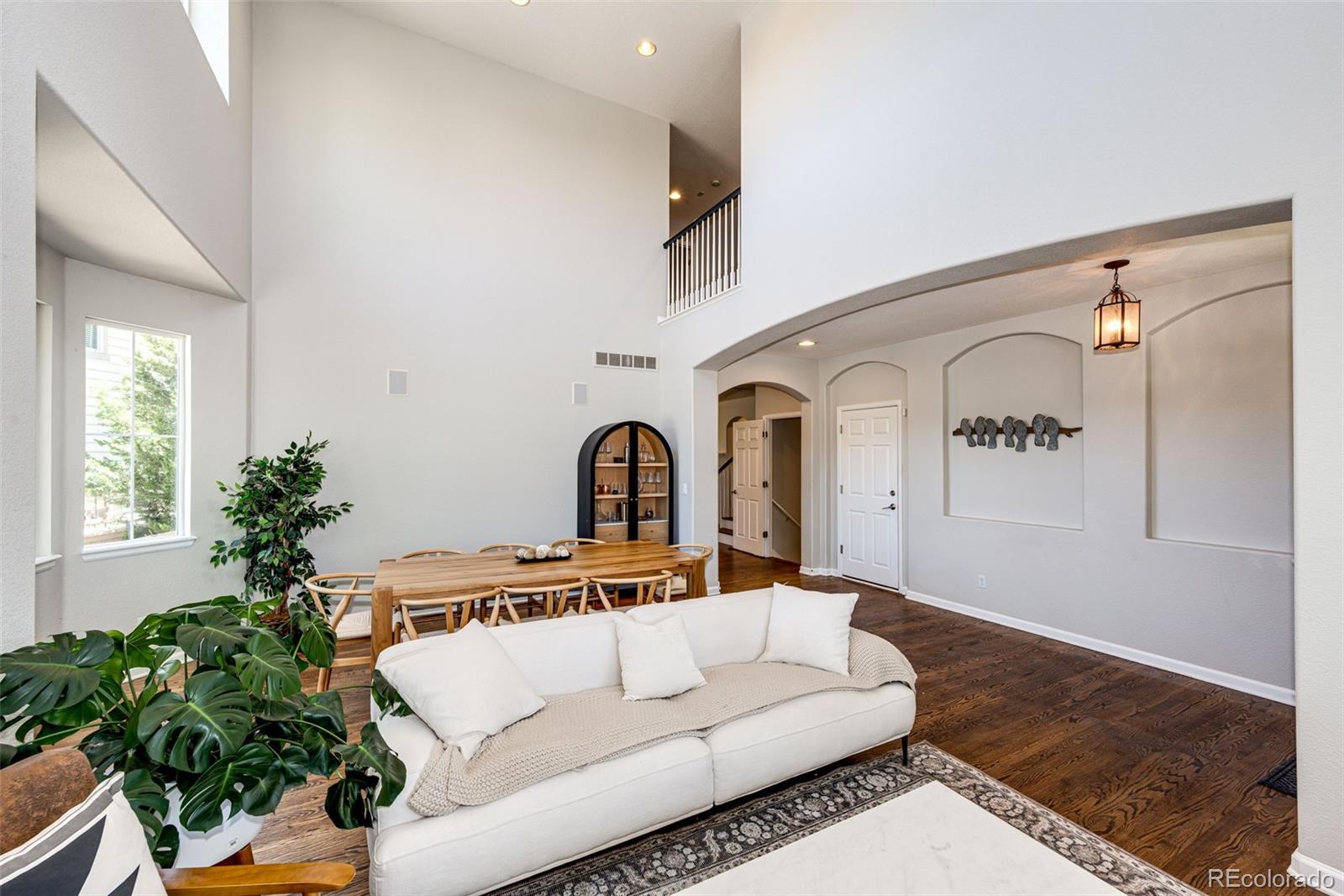 4970 Laurelglen Lane