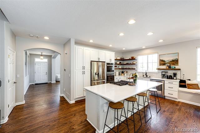 4970 Laurelglen Lane