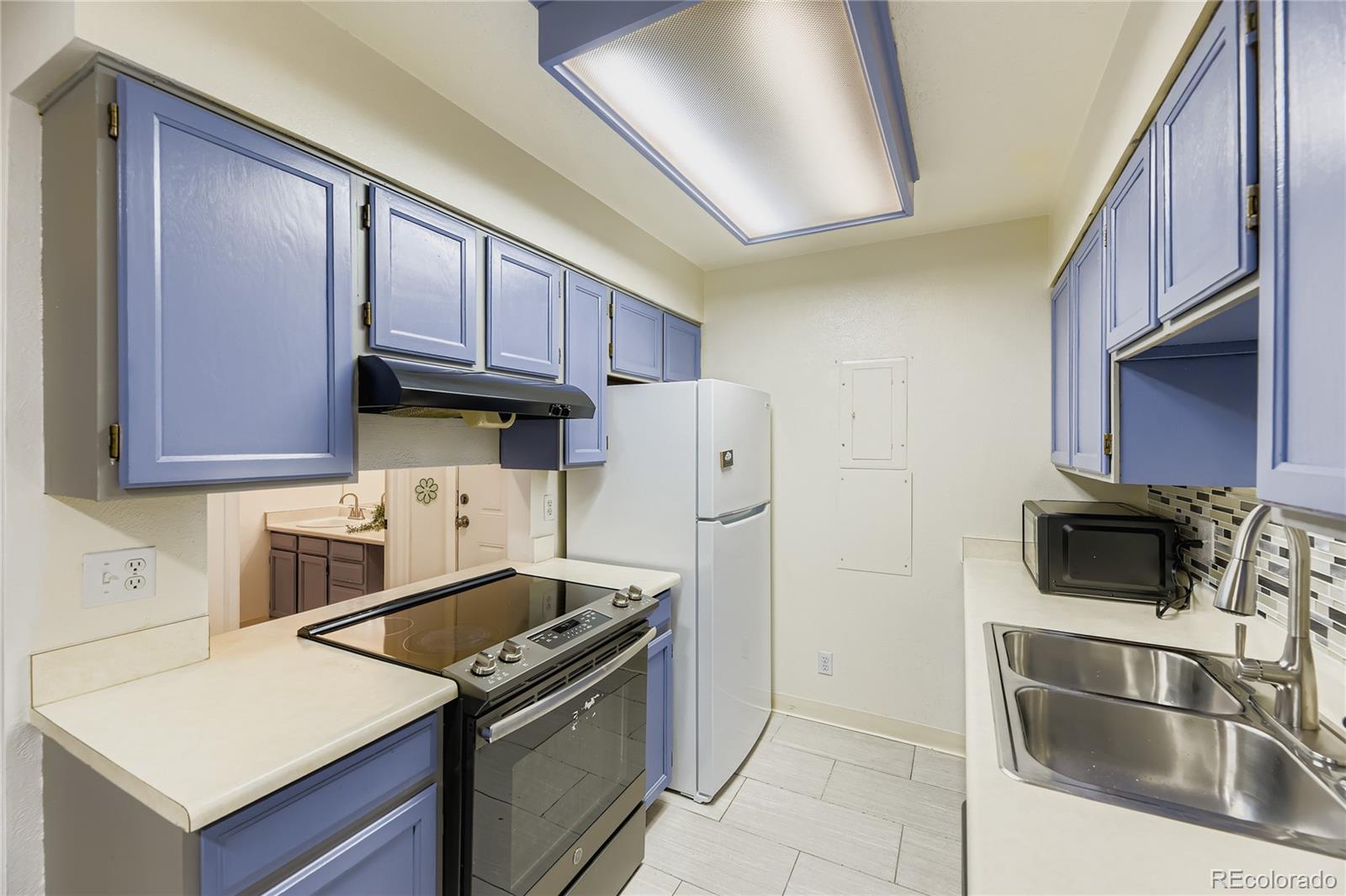 14852 E Kentucky Drive Unit: 921