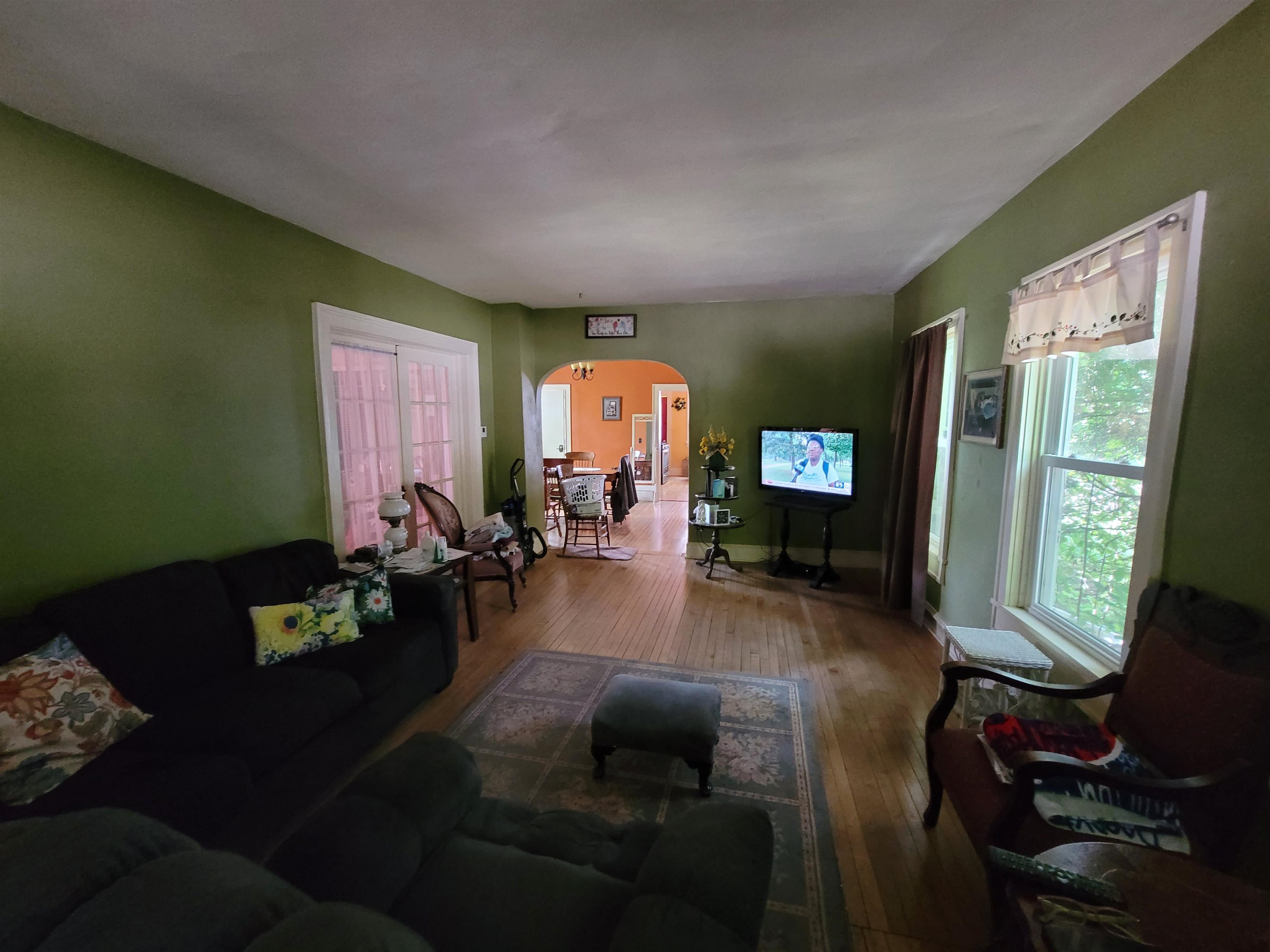 2227 N MAIN Street