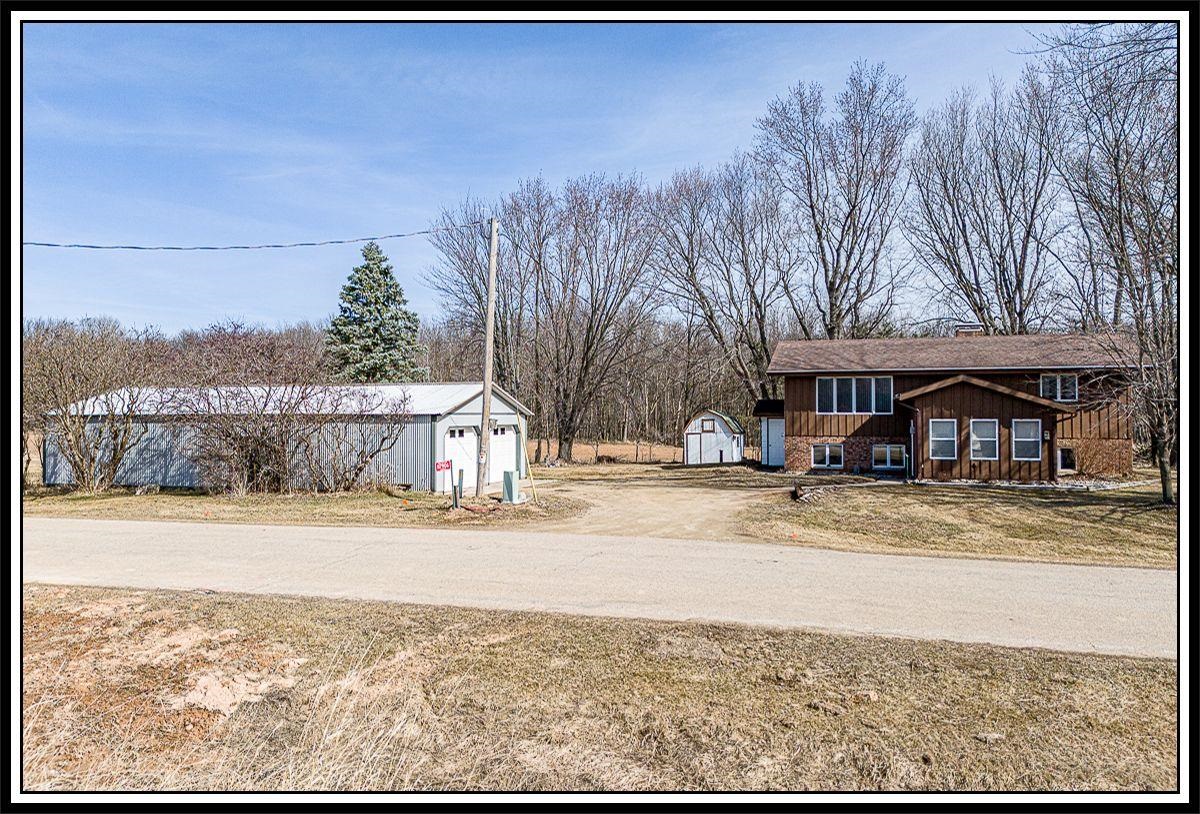 N7906 HICKORY Road