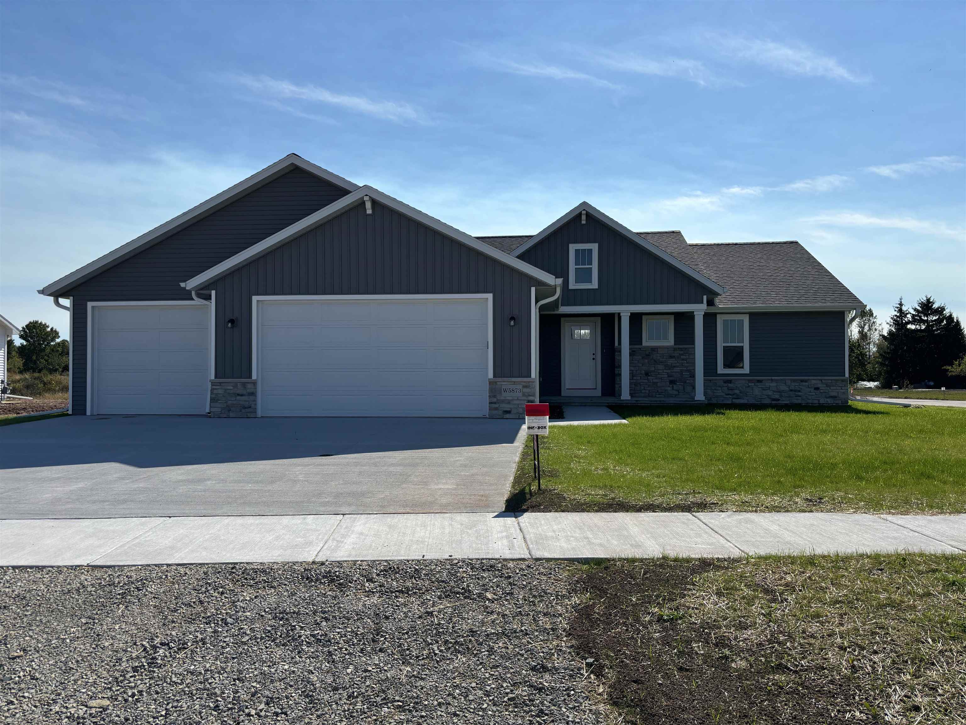 W5873 EDGEWOOD Drive