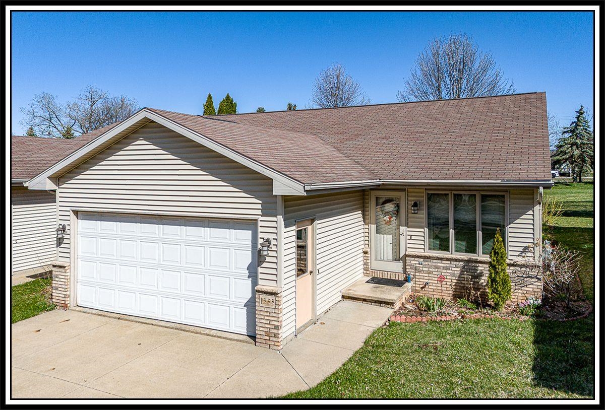 1338 W WEILAND Lane
