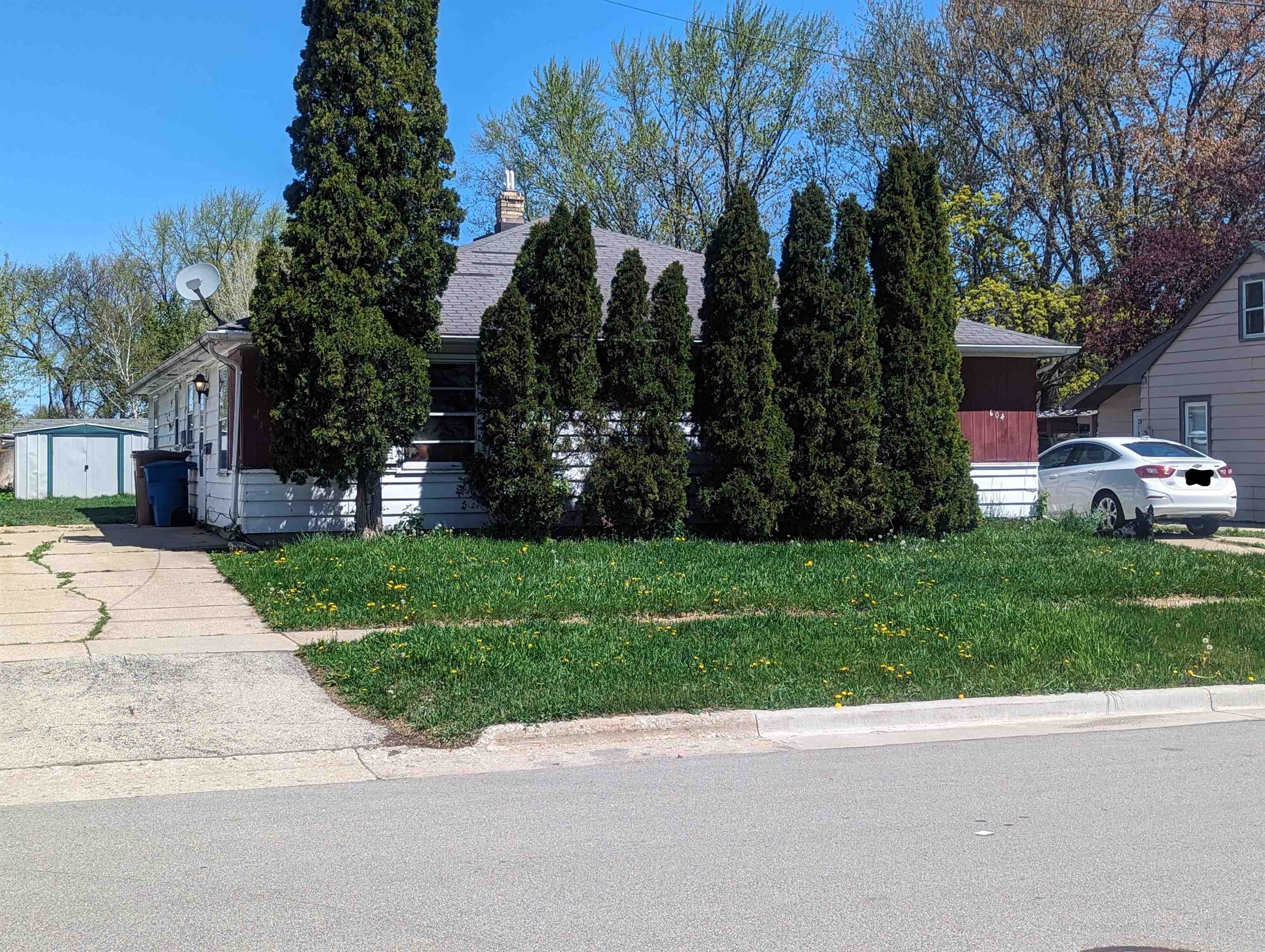 602 8TH Street