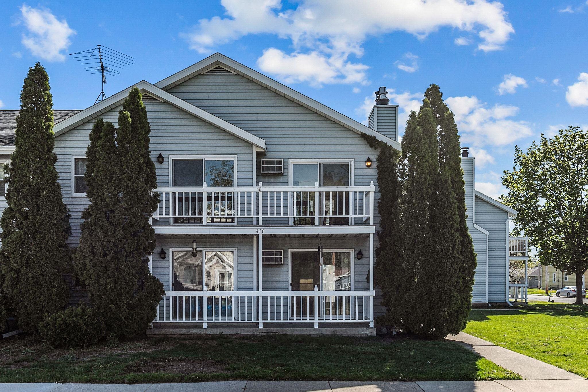 414 VAN Street Unit: 17