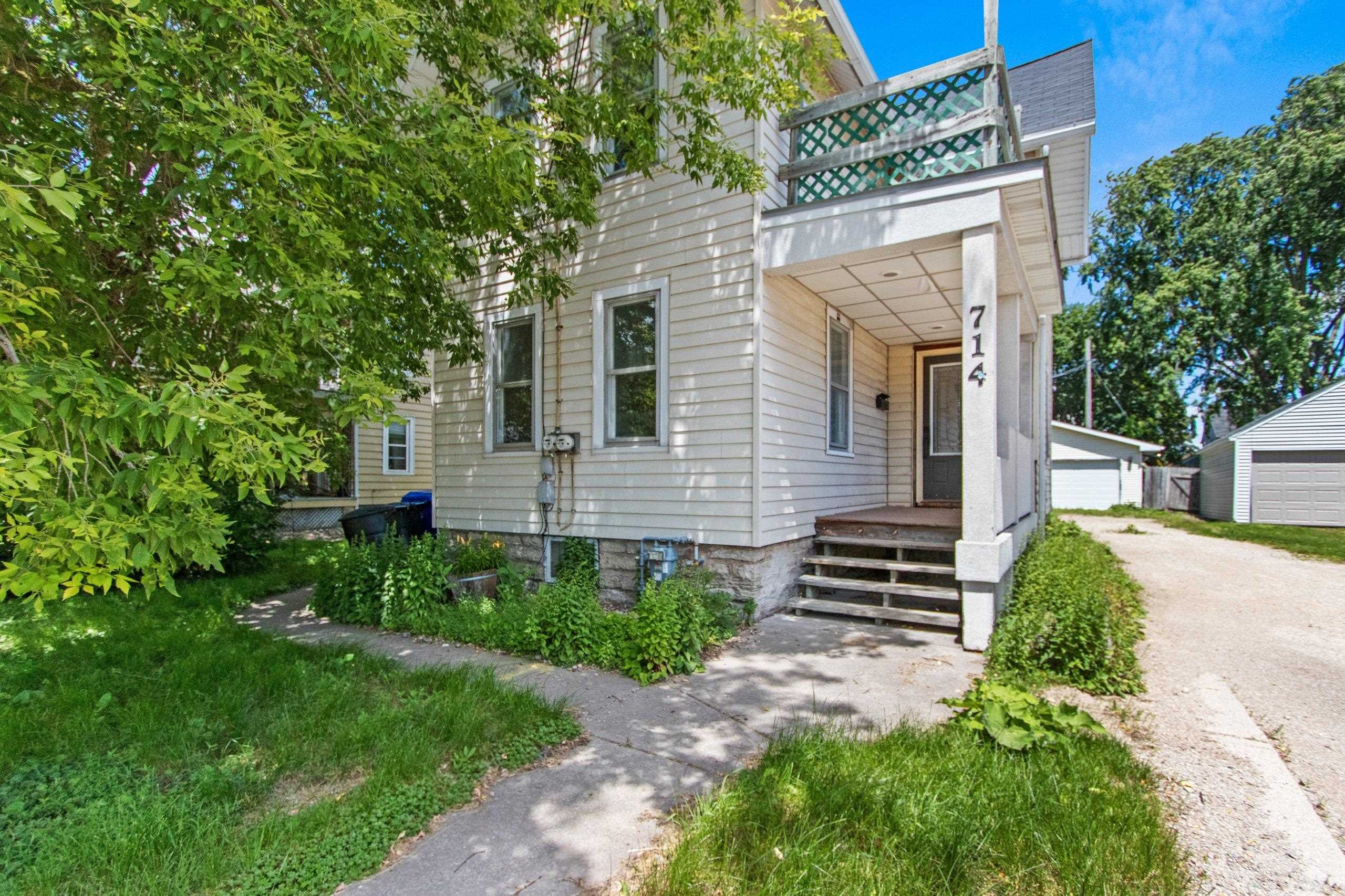714 W FRANKLIN Street