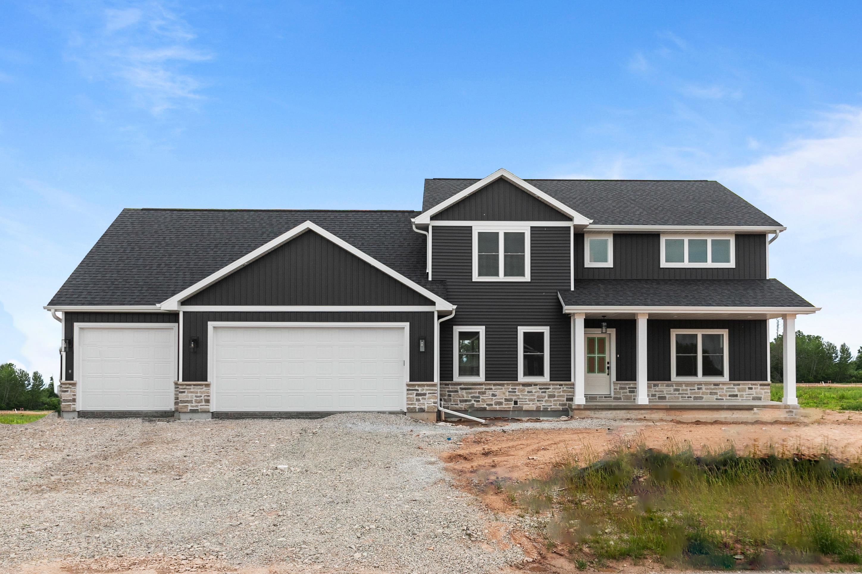 W5823 EDGEWOOD Drive