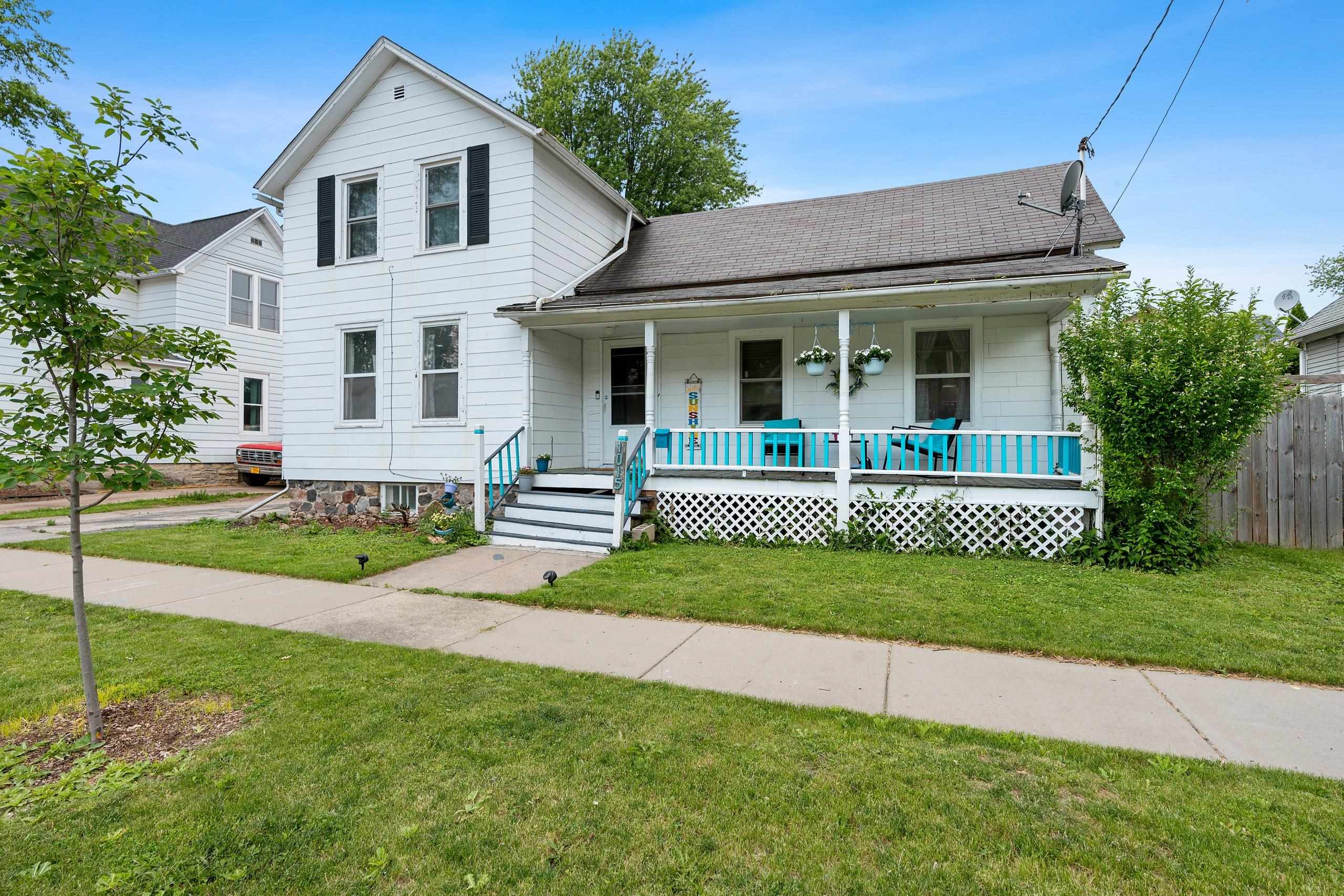 1015 N DURKEE Street