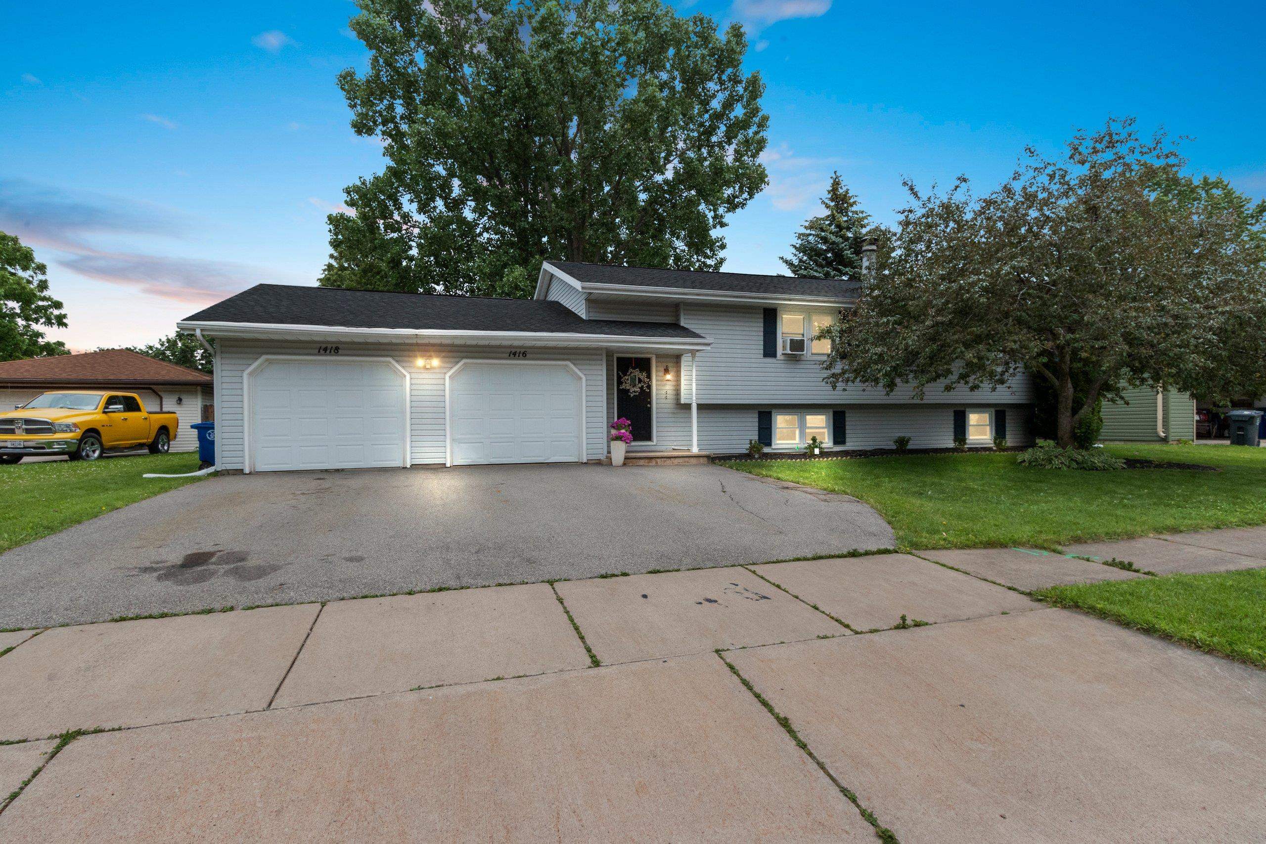 1416 MIAMI Circle