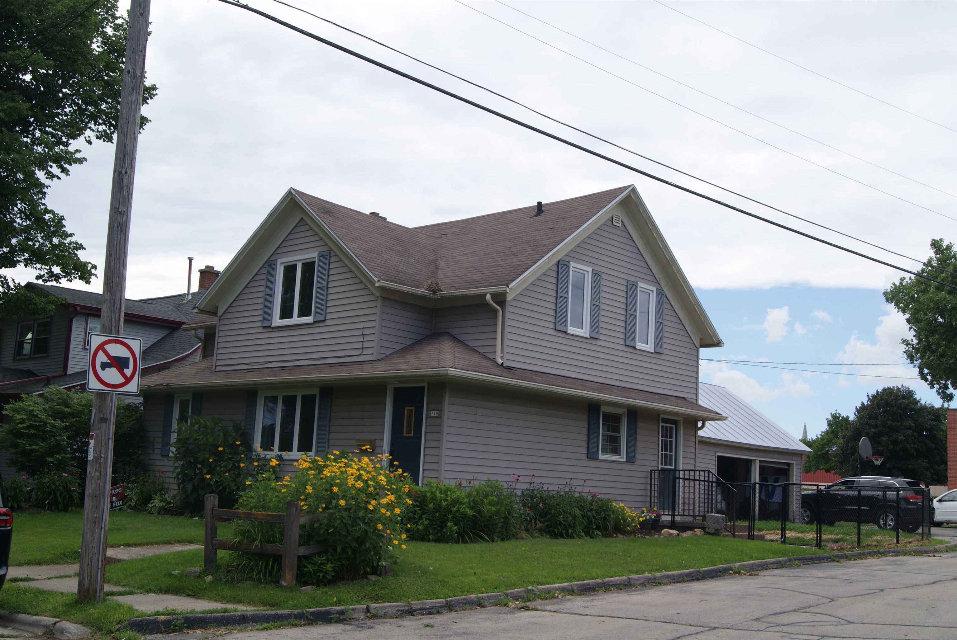 118 TESCH Street