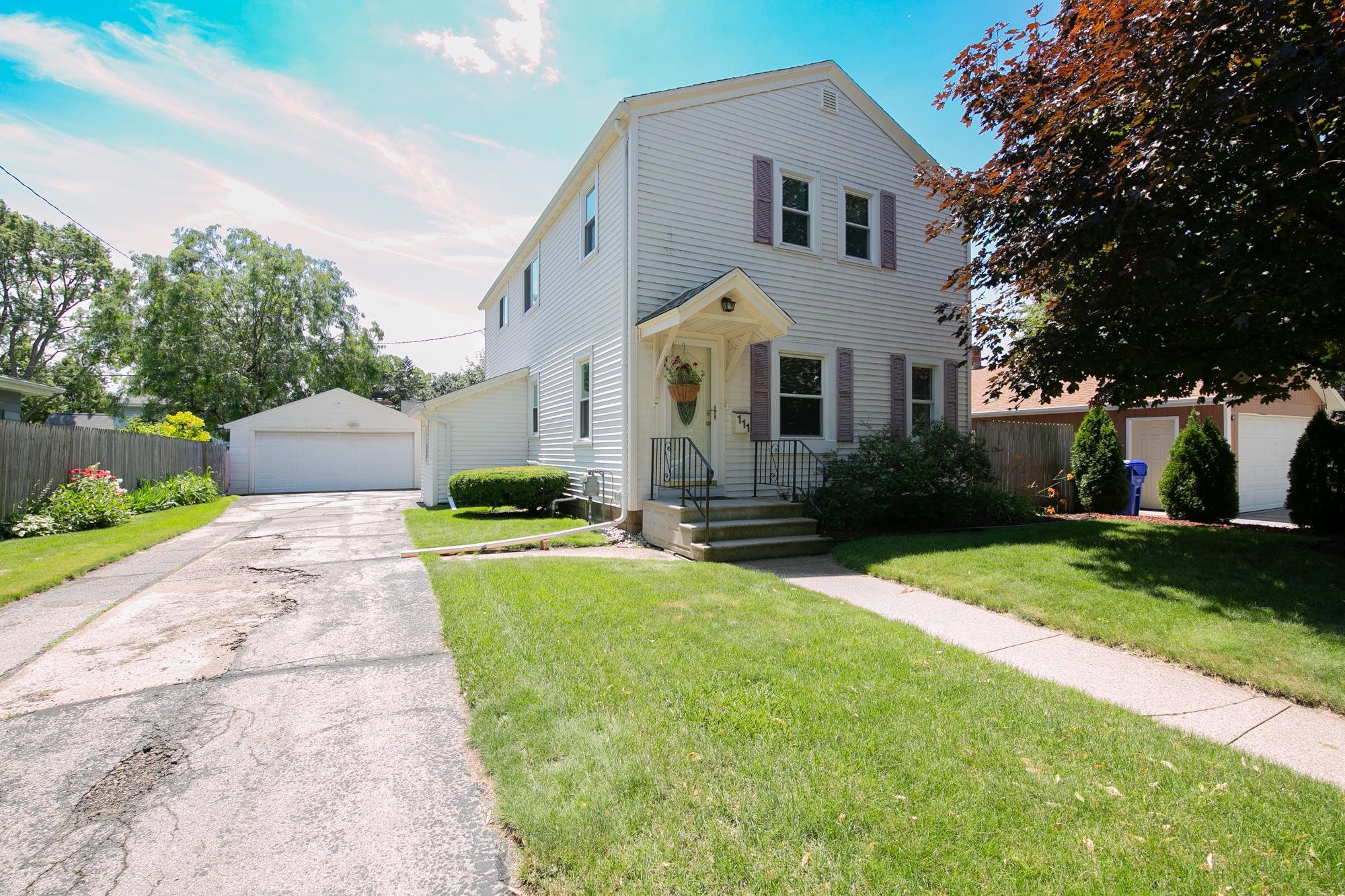 111 E MARQUETTE Street