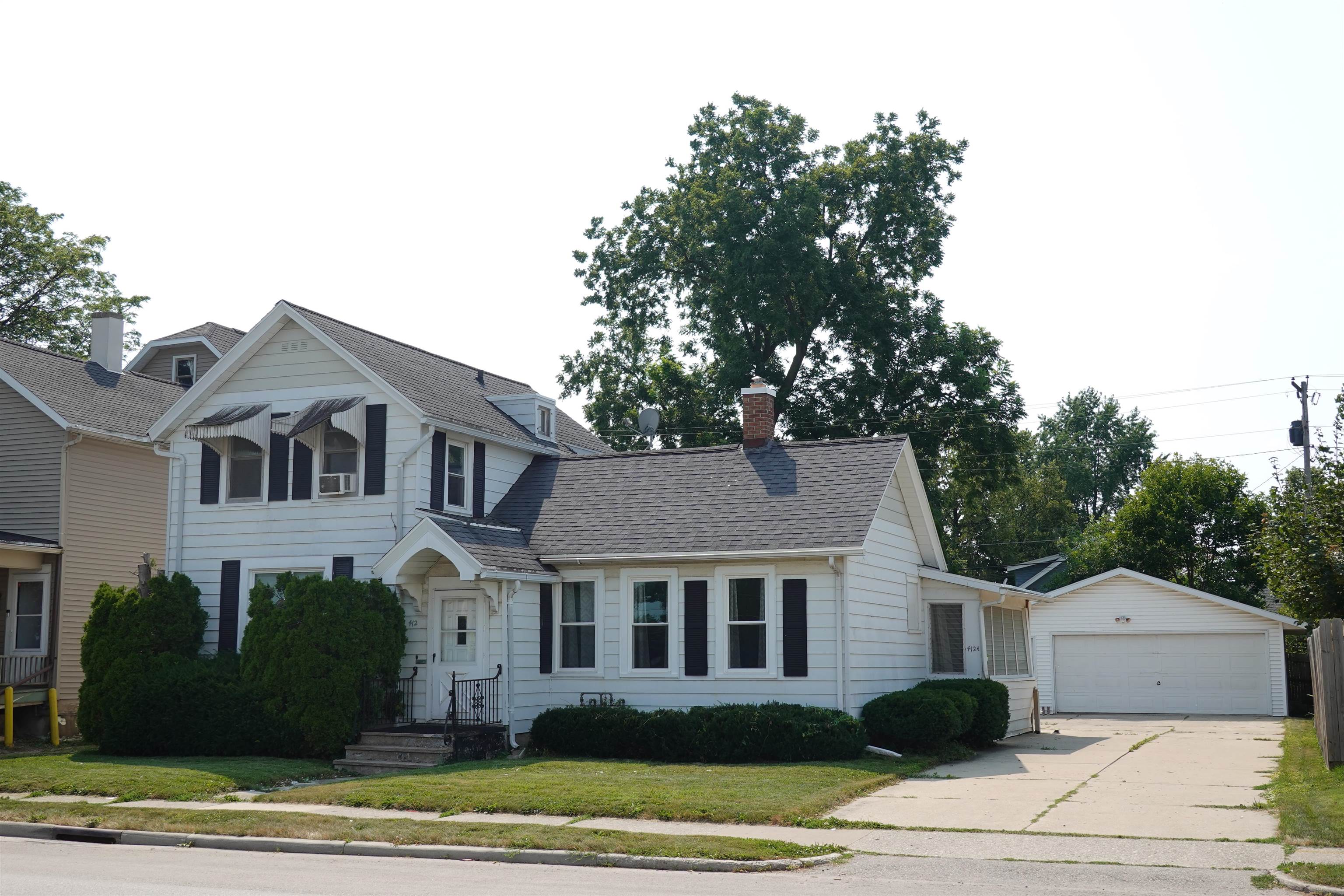 412 S MAIN Street