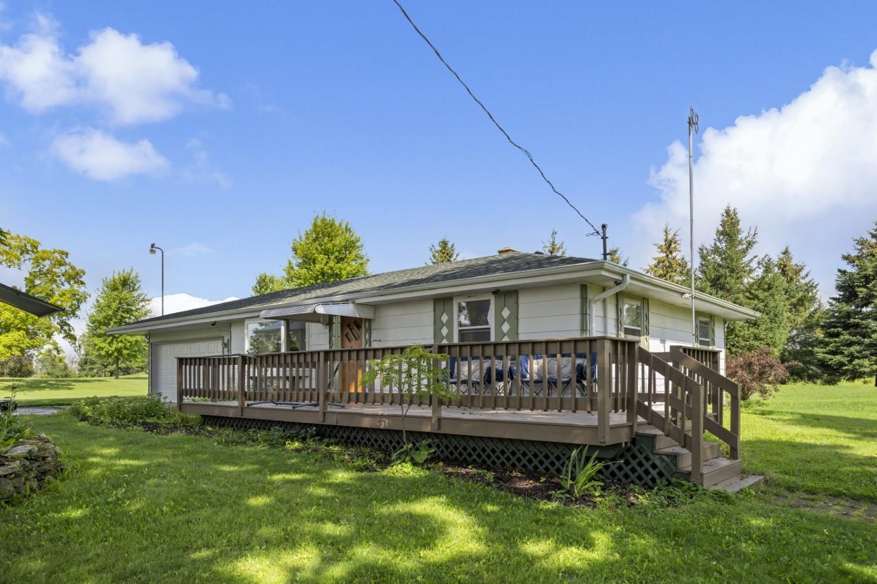 W8804 SPRING Road